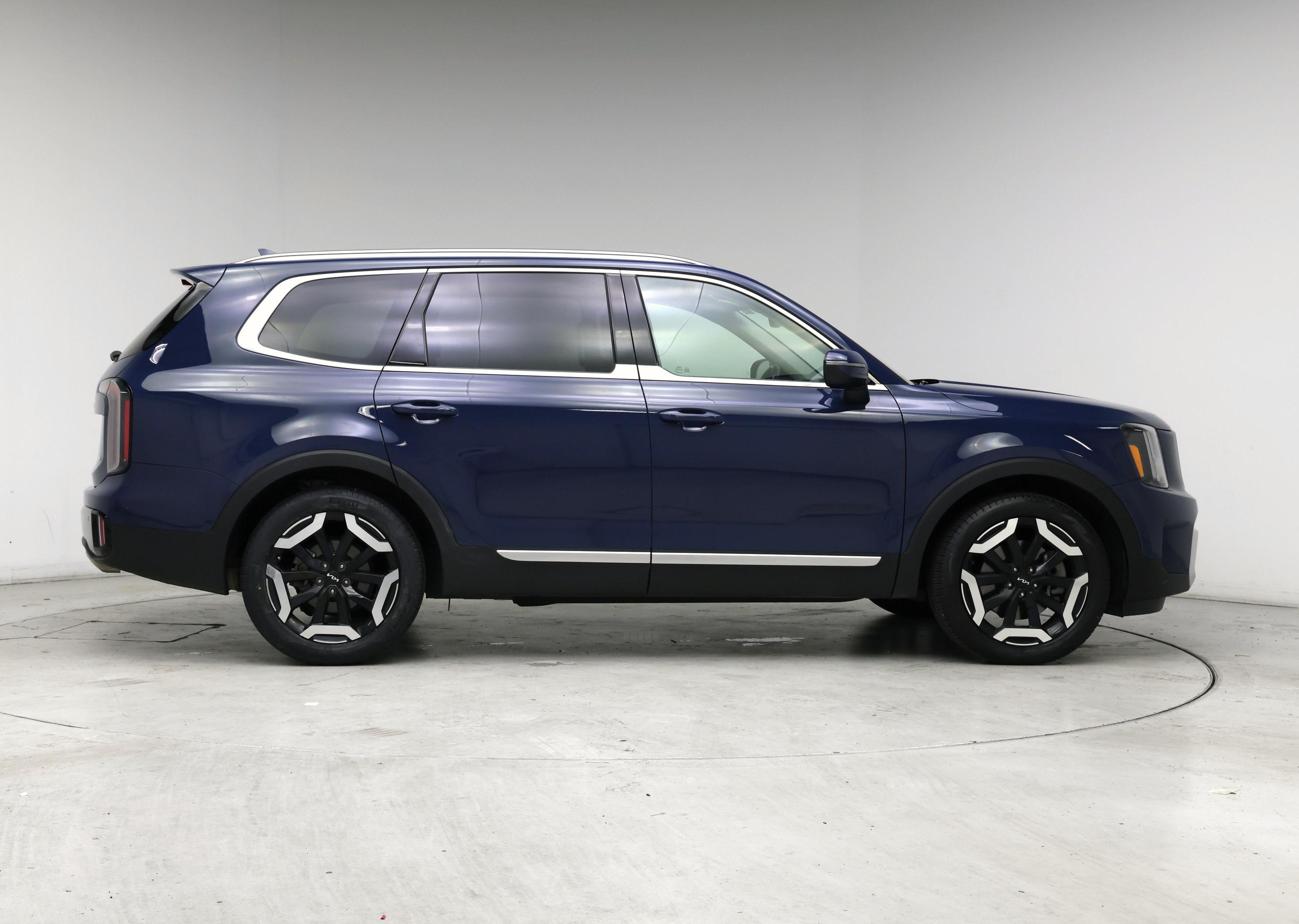 Thumbnail: 2024 Kia Telluride - 7