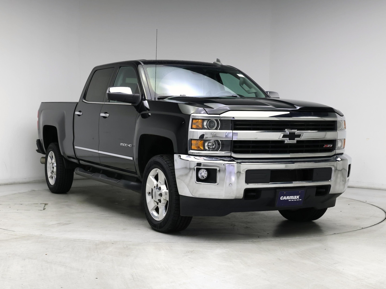 2016 Chevrolet Silverado 2500HD LTZ - Photo 2