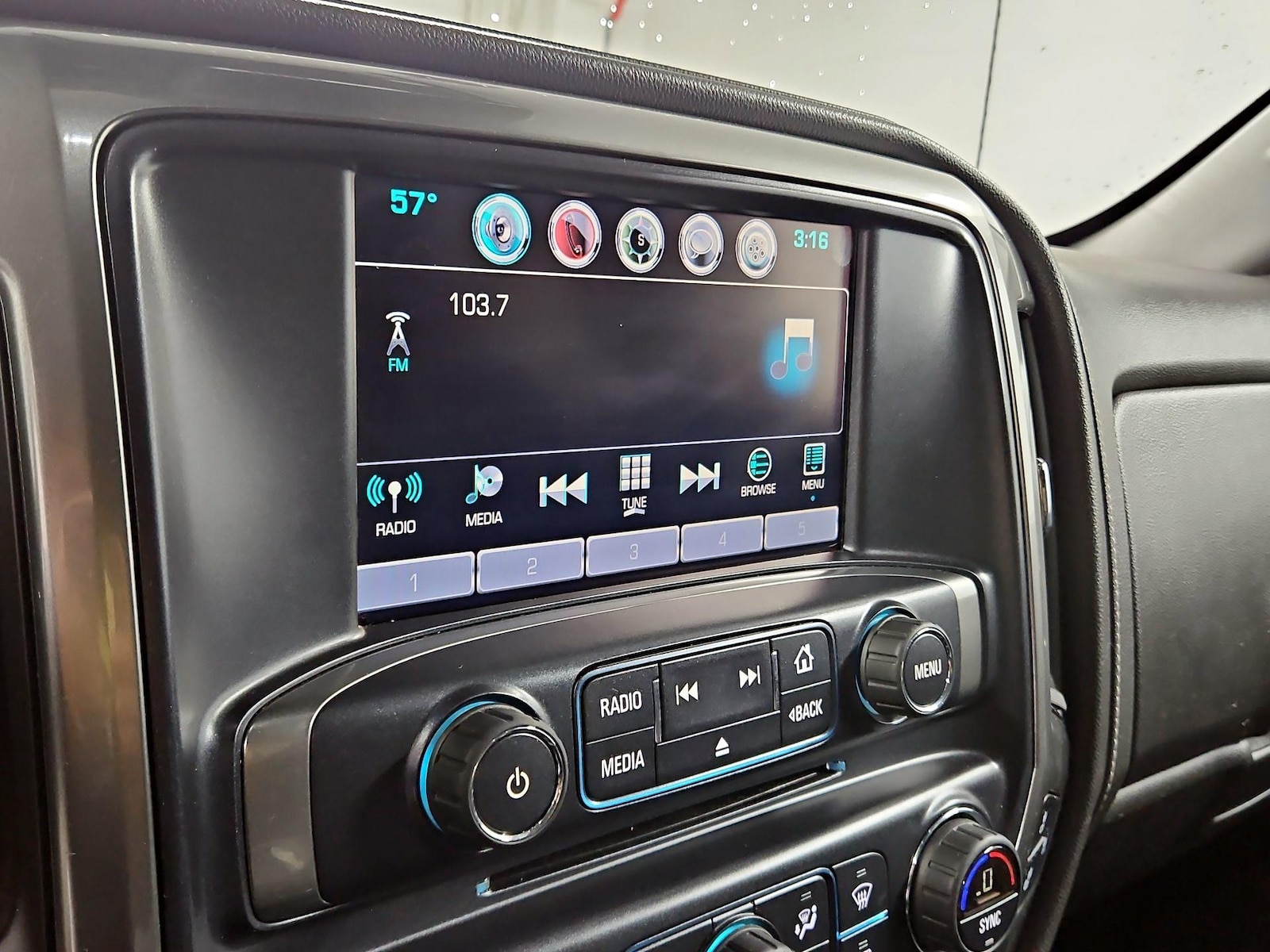 2016 Chevrolet Silverado 2500HD LTZ - Photo 17