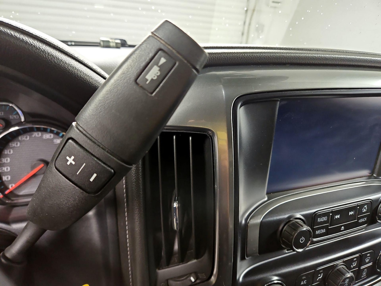 2016 Chevrolet Silverado 2500HD LTZ - Photo 19