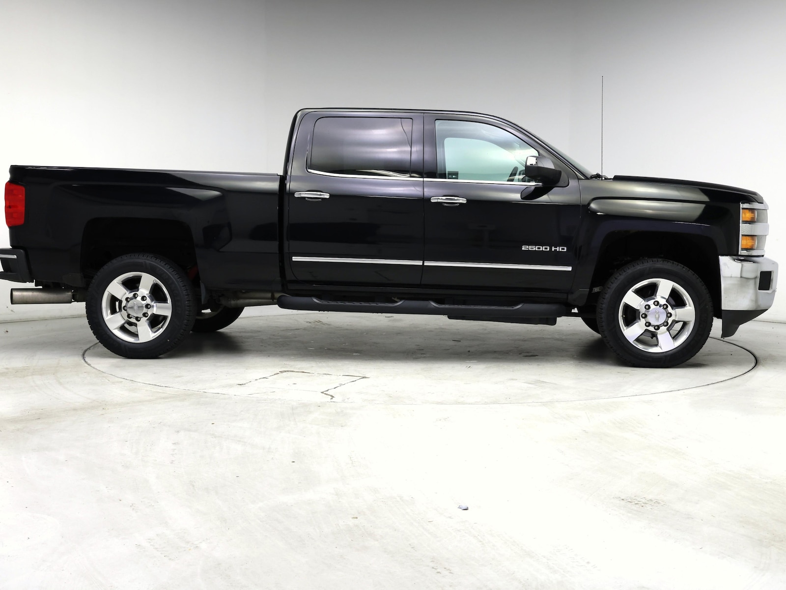 2016 Chevrolet Silverado 2500HD LTZ - Photo 8