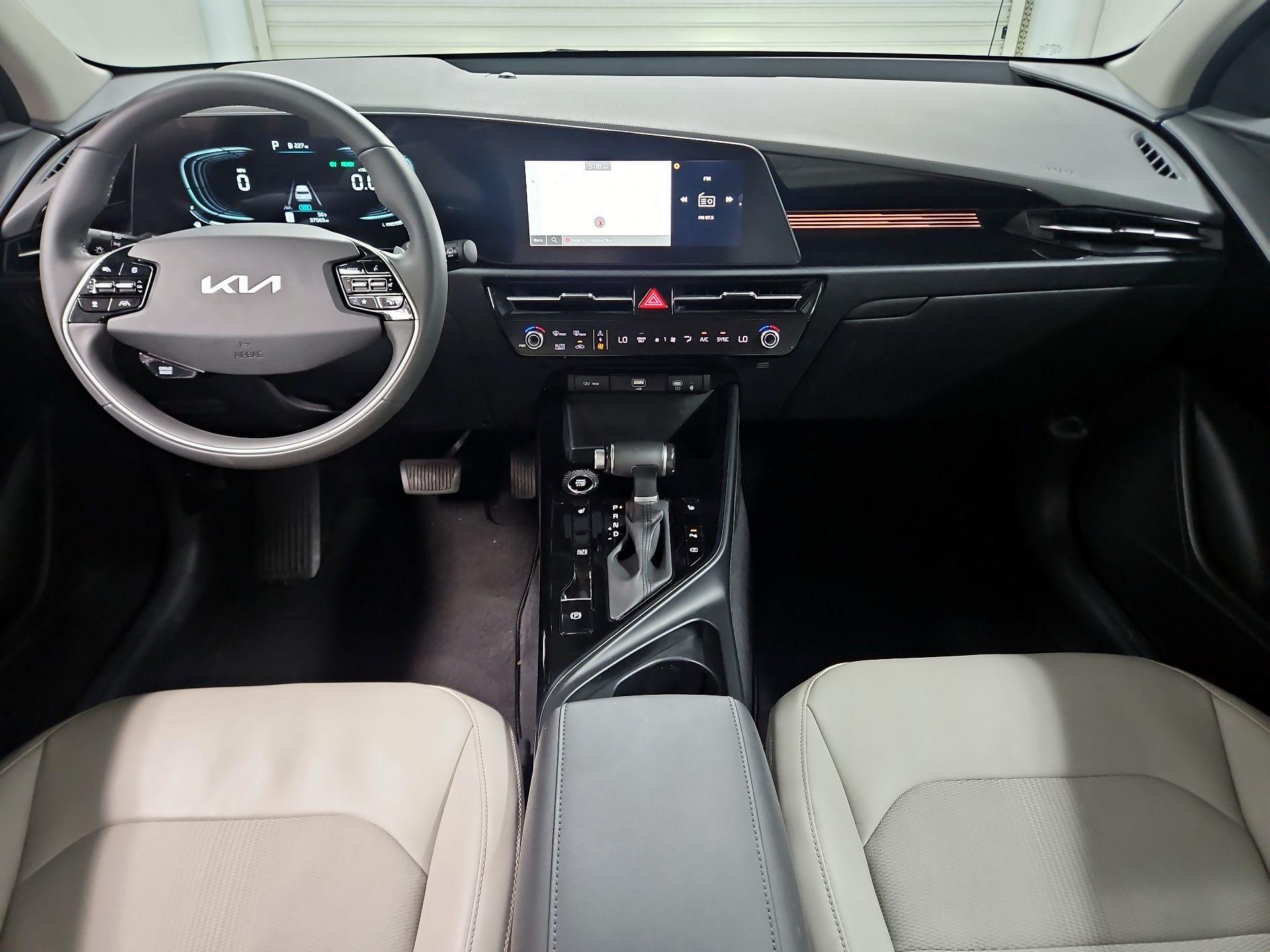 Thumbnail: 2024 Kia Niro - 9