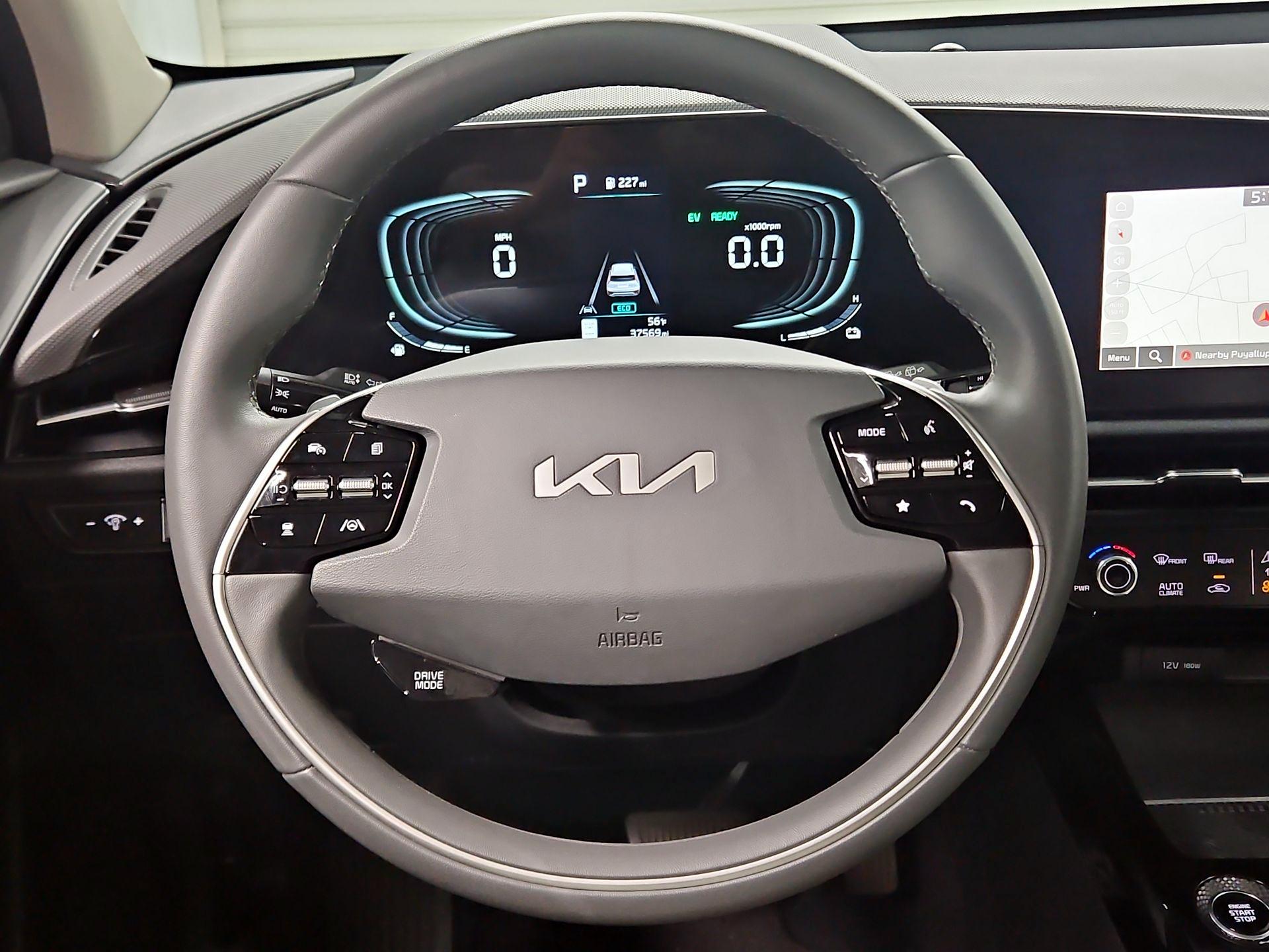 Thumbnail: 2024 Kia Niro - 10