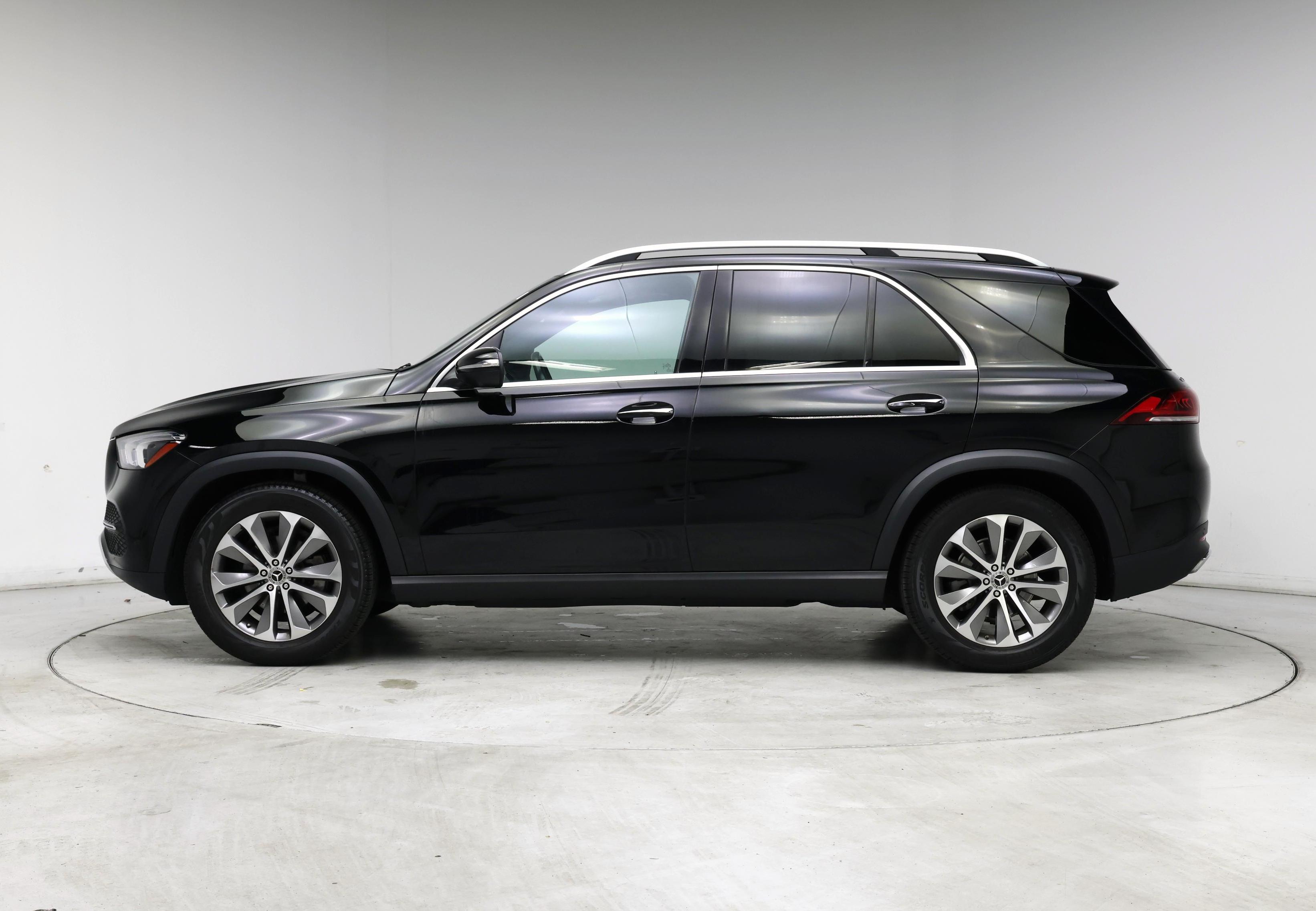 Thumbnail: 2021 Mercedes-Benz GLE - 3