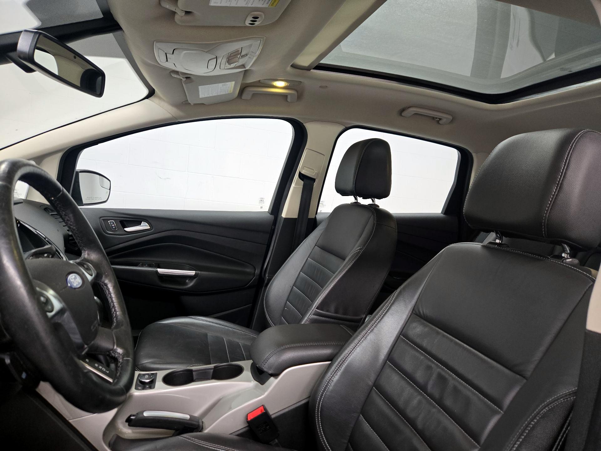 Thumbnail: 2015 Ford C-Max - 20