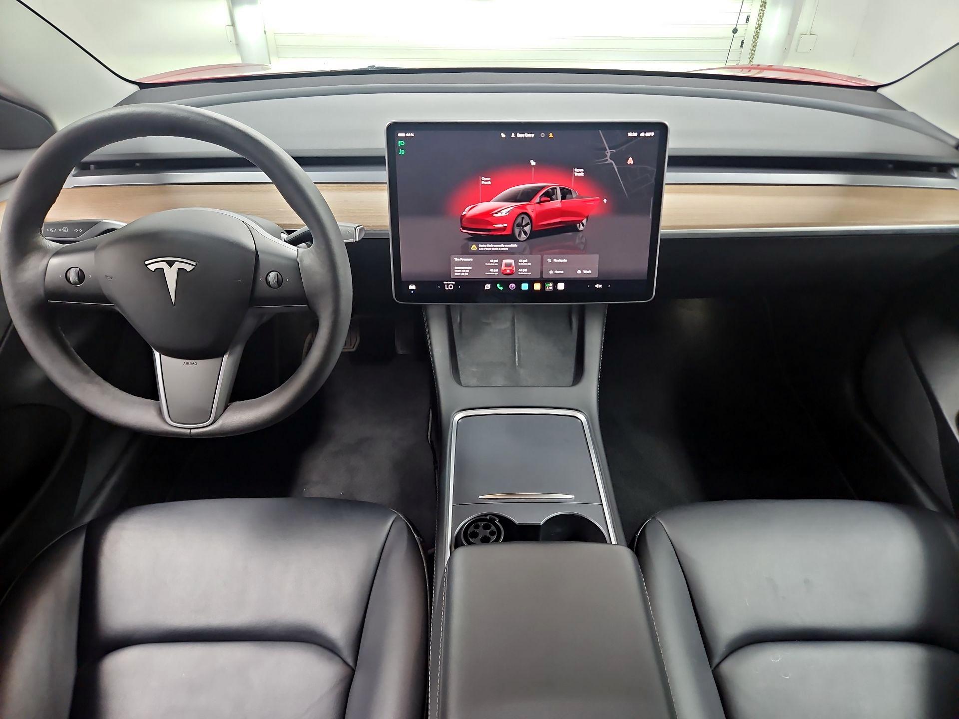 Thumbnail: 2022 Tesla Model 3 - 9