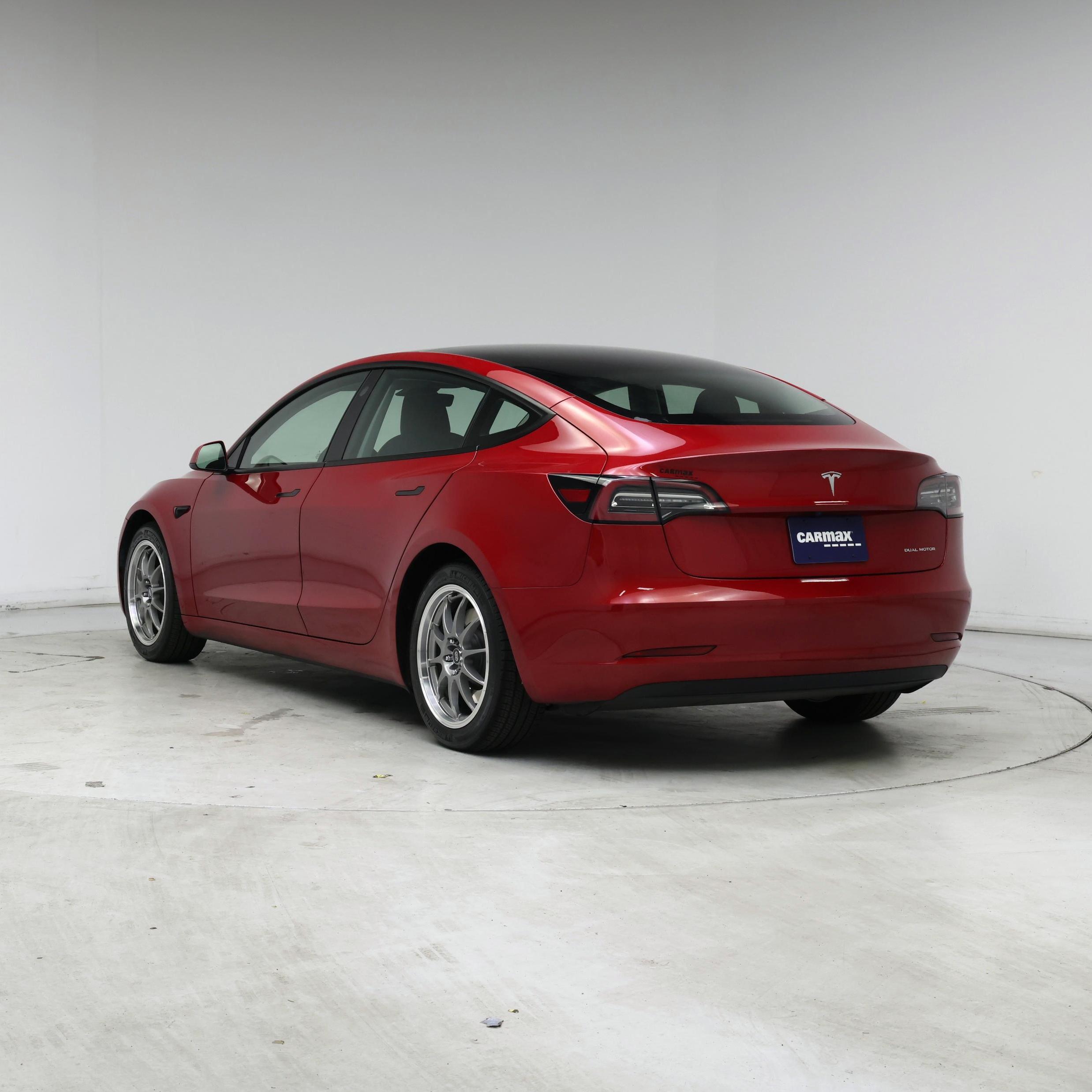 Thumbnail: 2022 Tesla Model 3 - 2