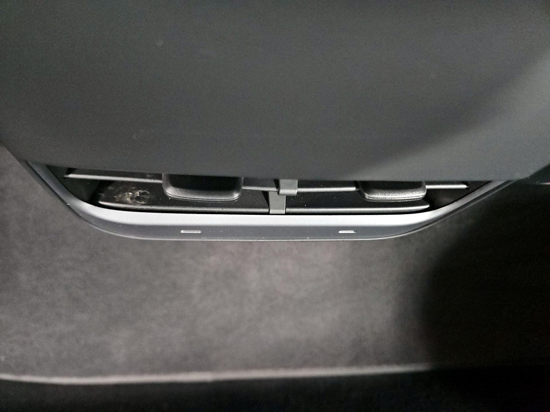 Thumbnail: 2022 Tesla Model 3 - 19