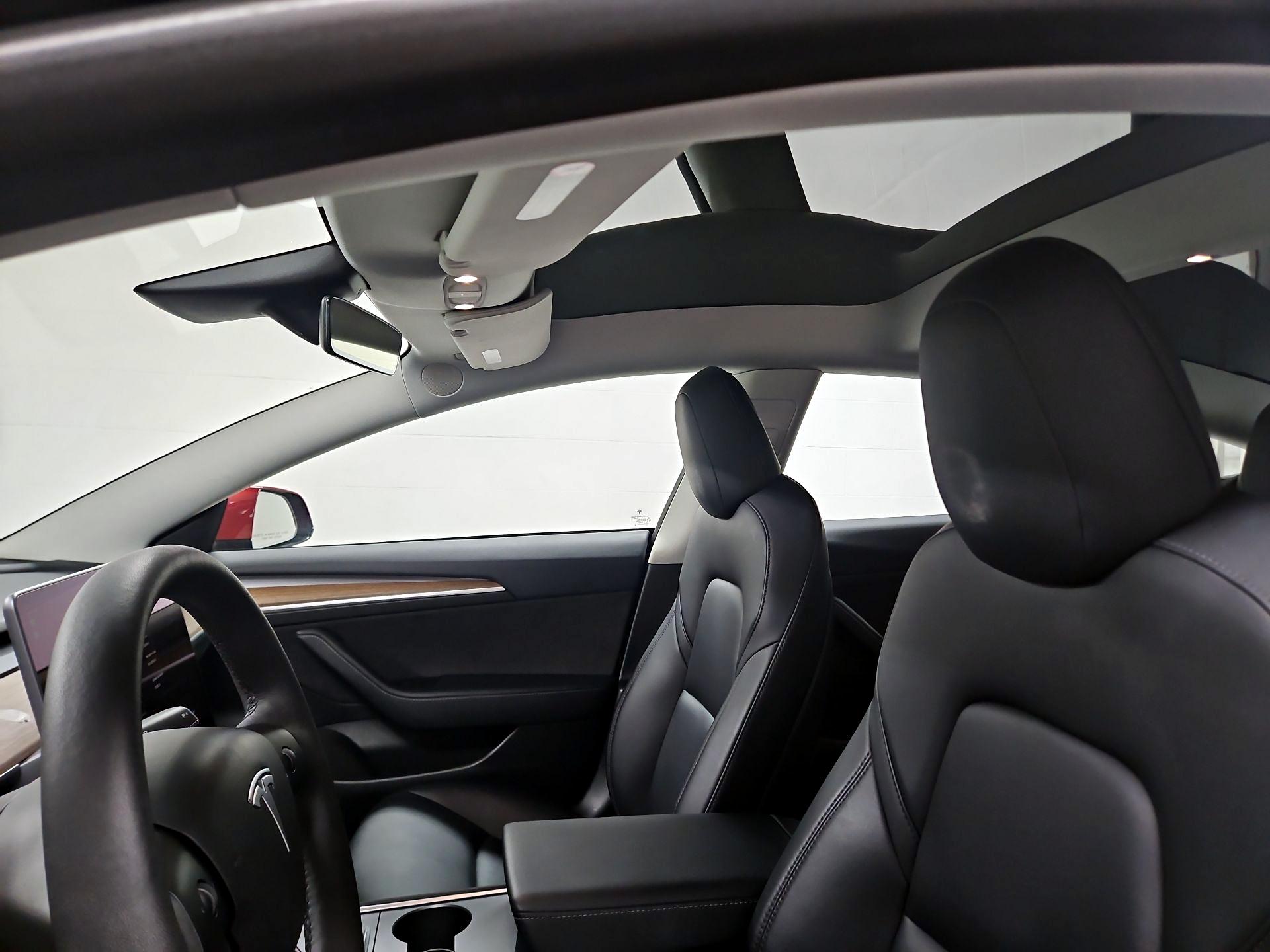 Thumbnail: 2022 Tesla Model 3 - 20
