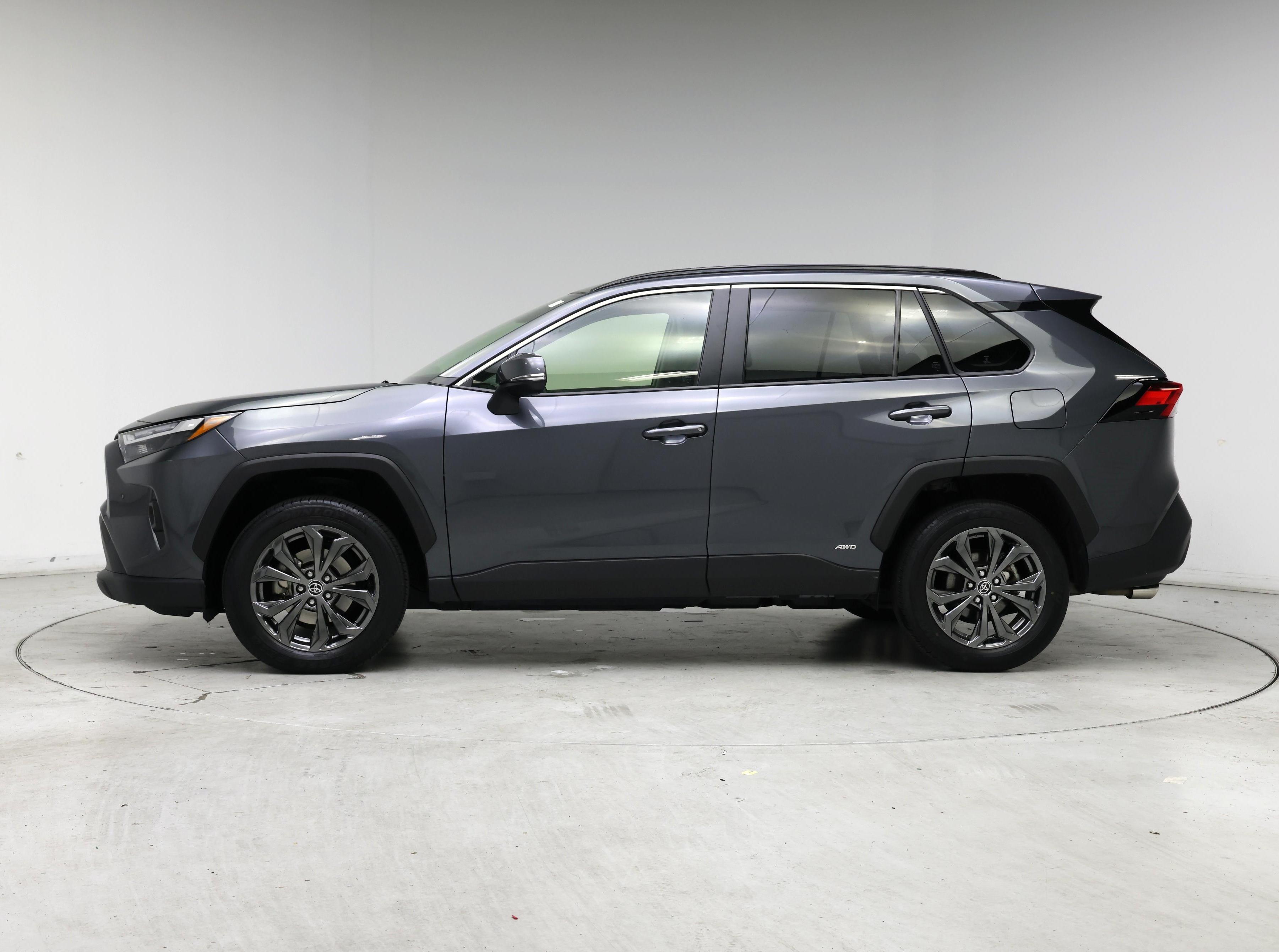 Thumbnail: 2023 Toyota RAV4 - 3
