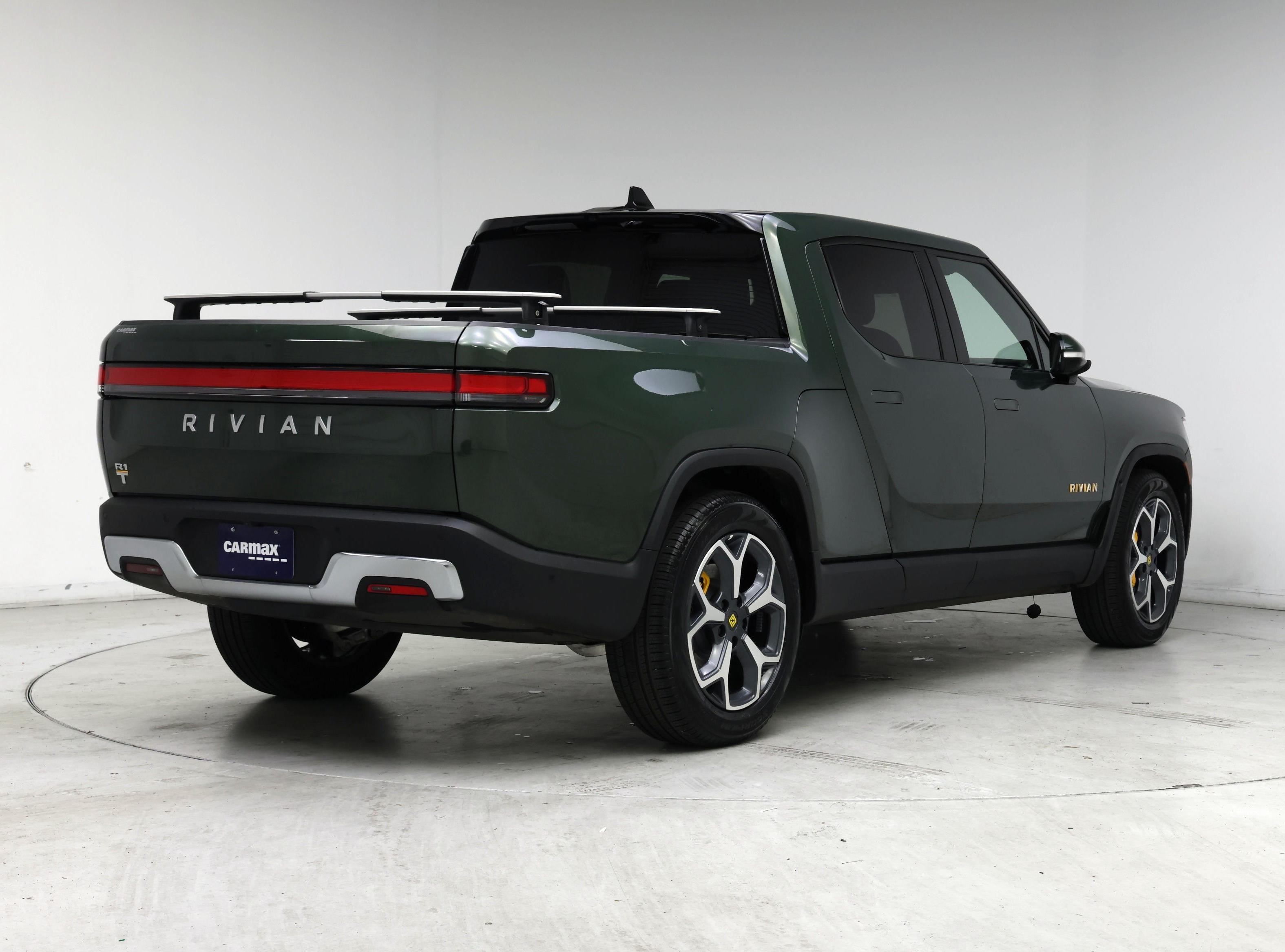 Thumbnail: 2023 Rivian R1T - 8