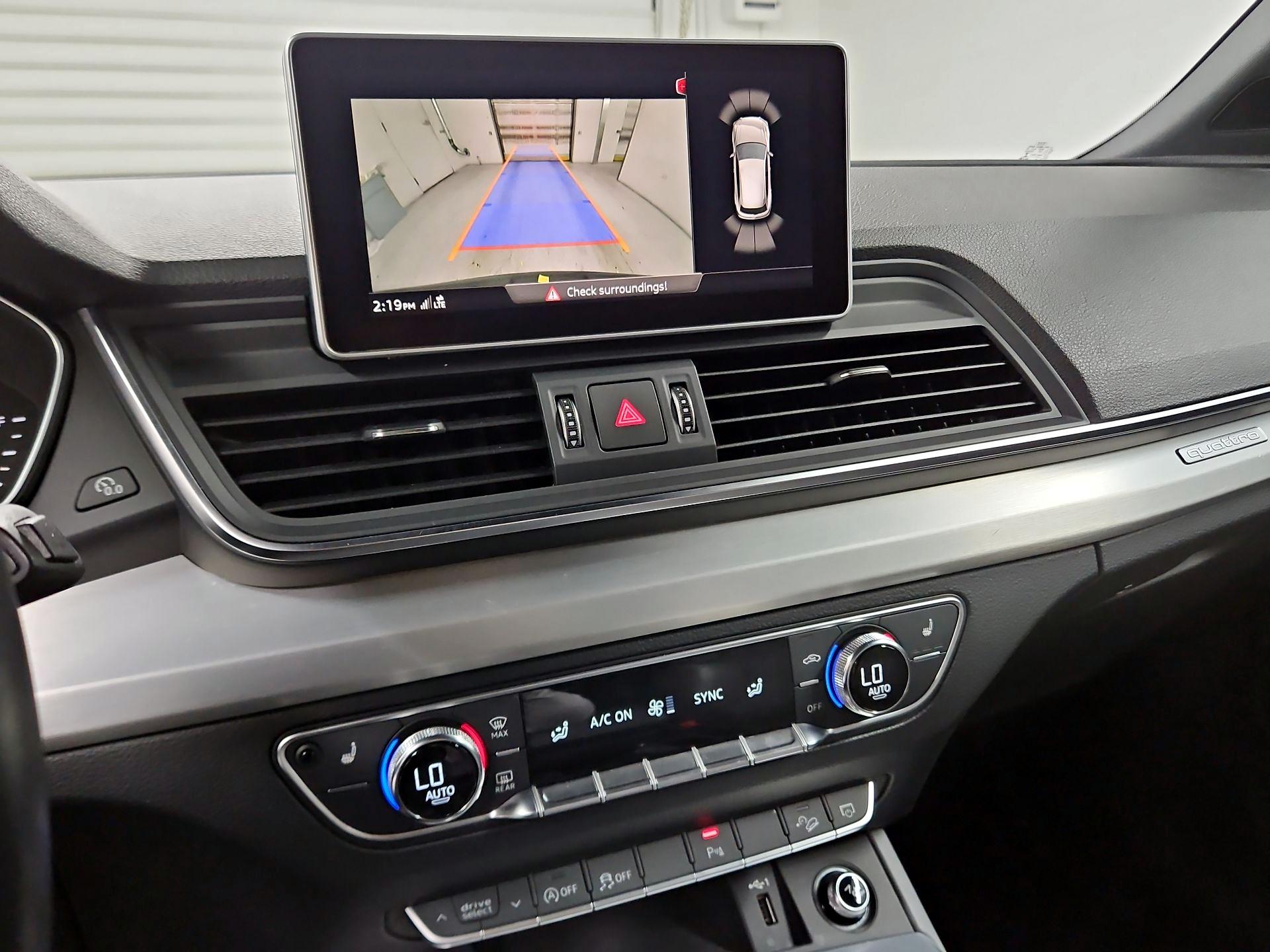Thumbnail: 2019 Audi SQ5 - 15