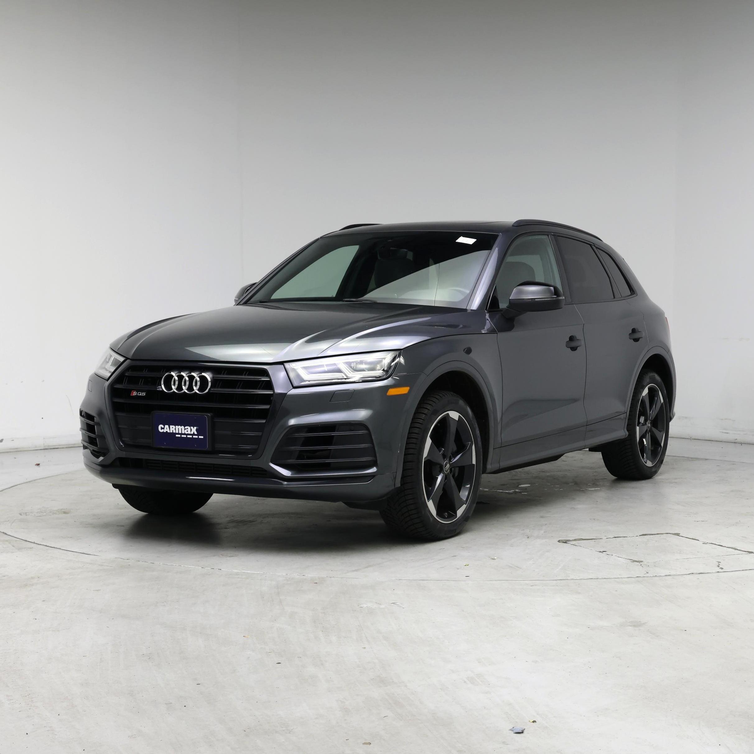 Thumbnail: 2019 Audi SQ5 - 4