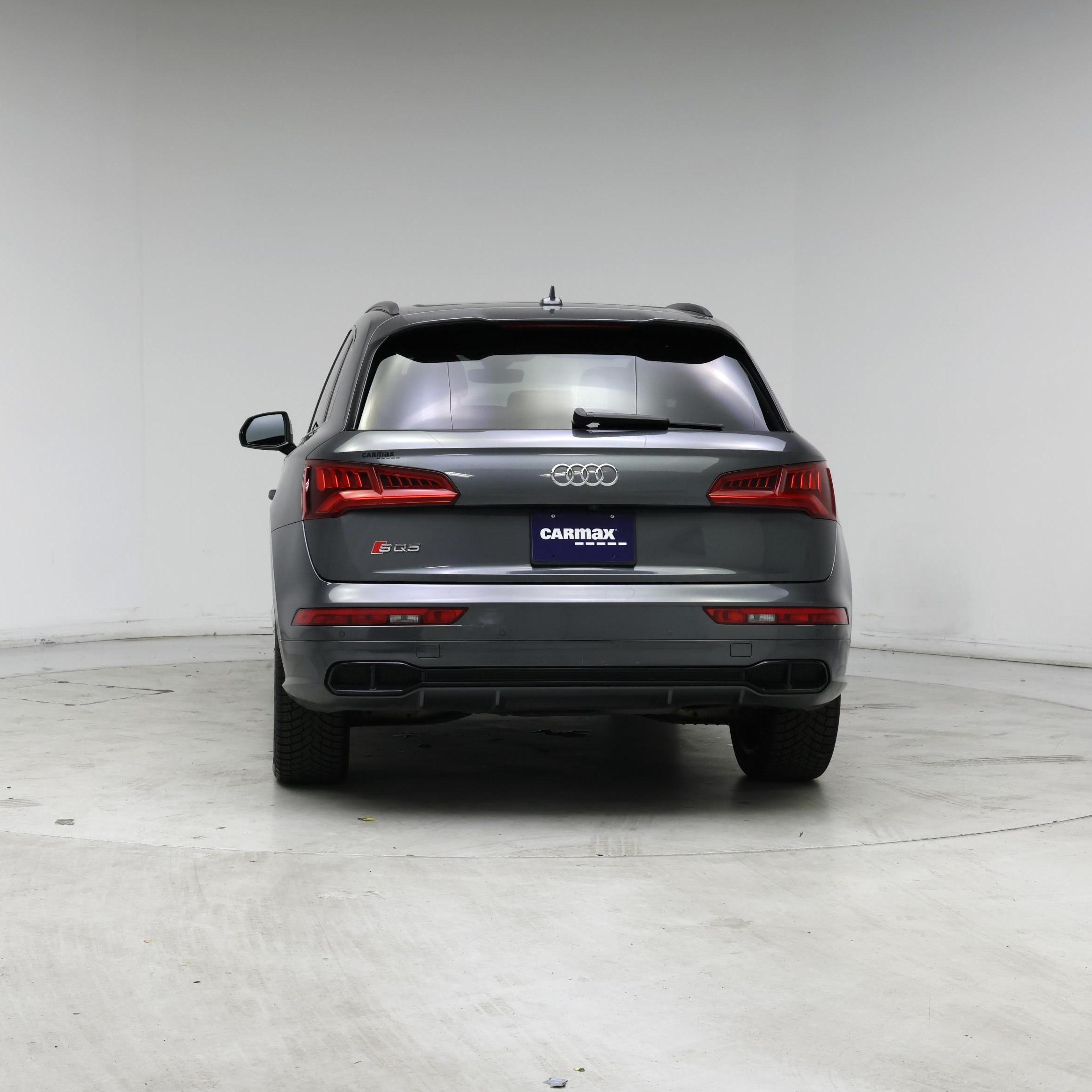 Thumbnail: 2019 Audi SQ5 - 6