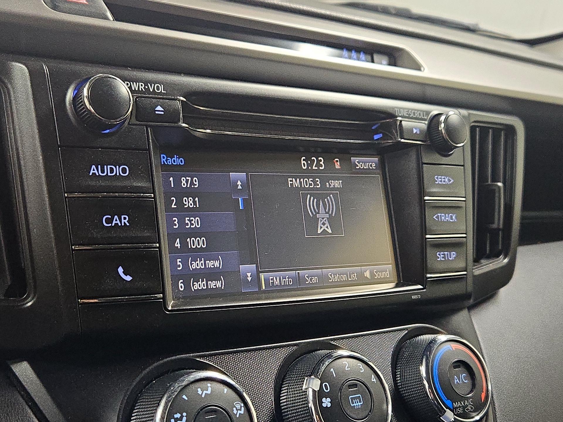 Thumbnail: 2018 Toyota RAV4 - 15