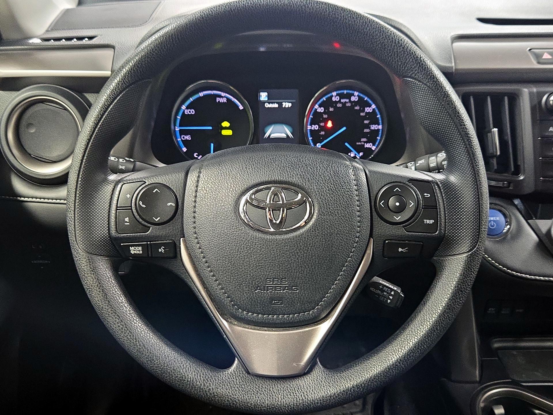 Thumbnail: 2018 Toyota RAV4 - 10