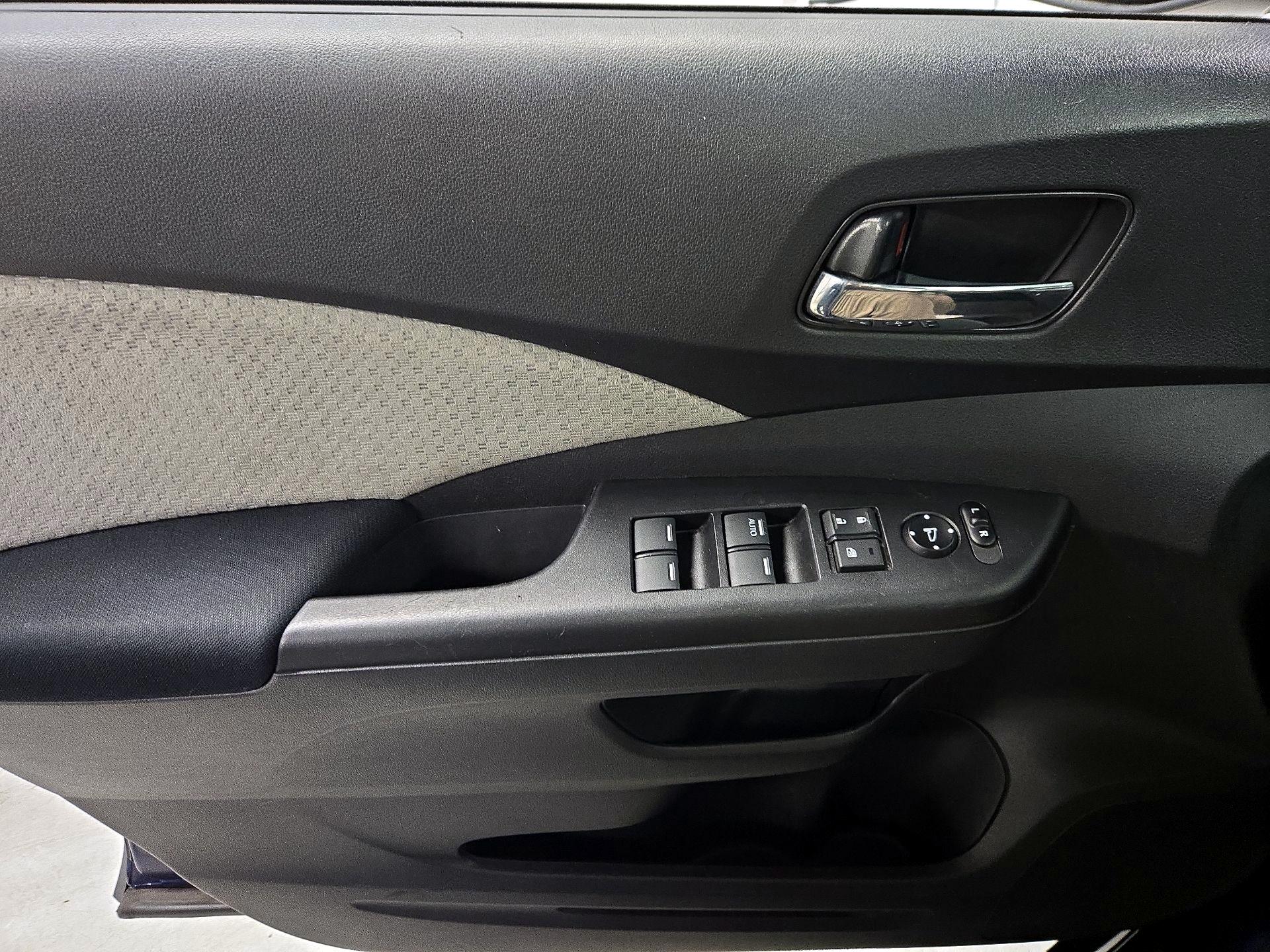 Thumbnail: 2016 Honda CR-V - 12
