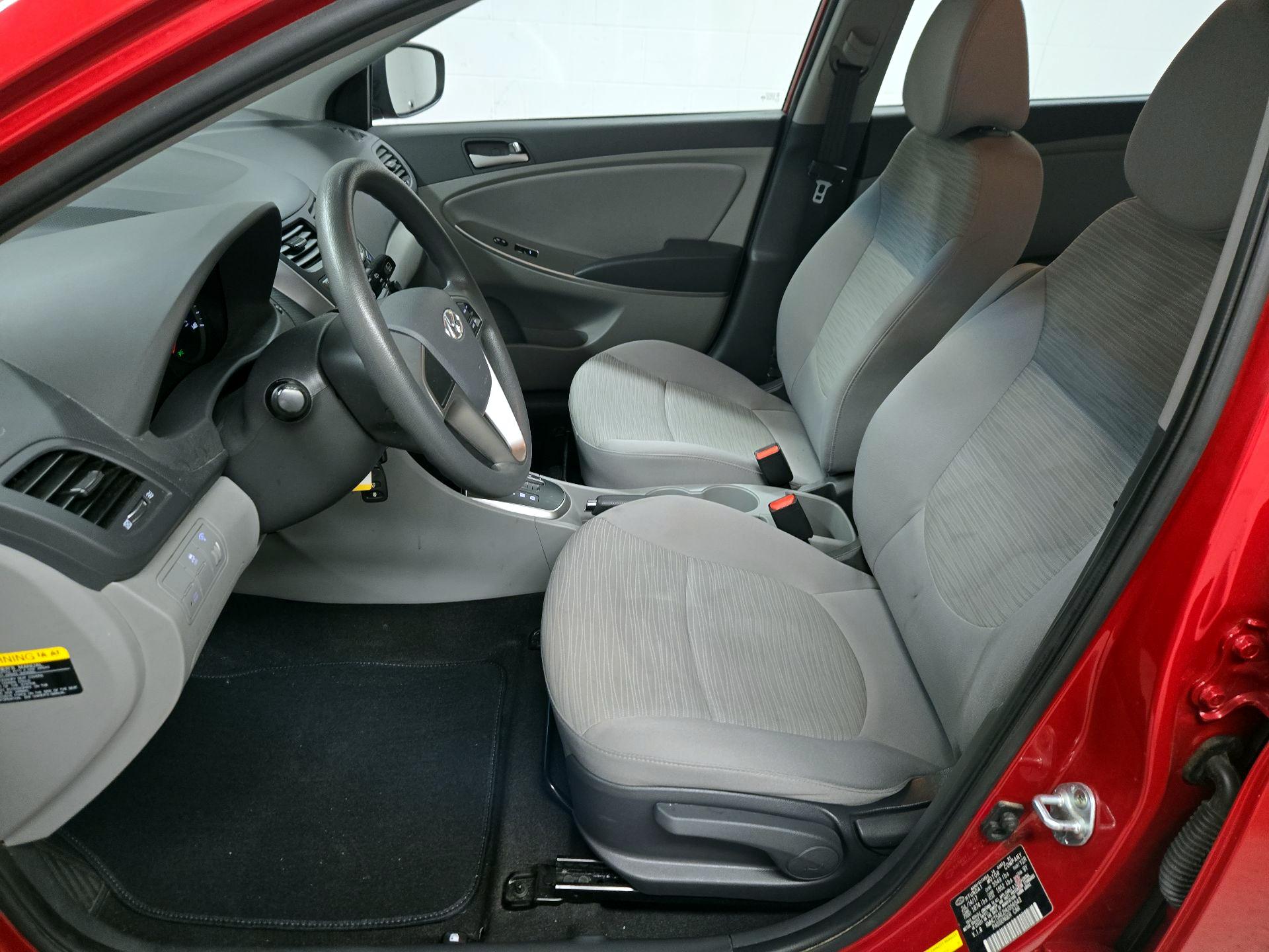 Thumbnail: 2017 Hyundai Accent - 11