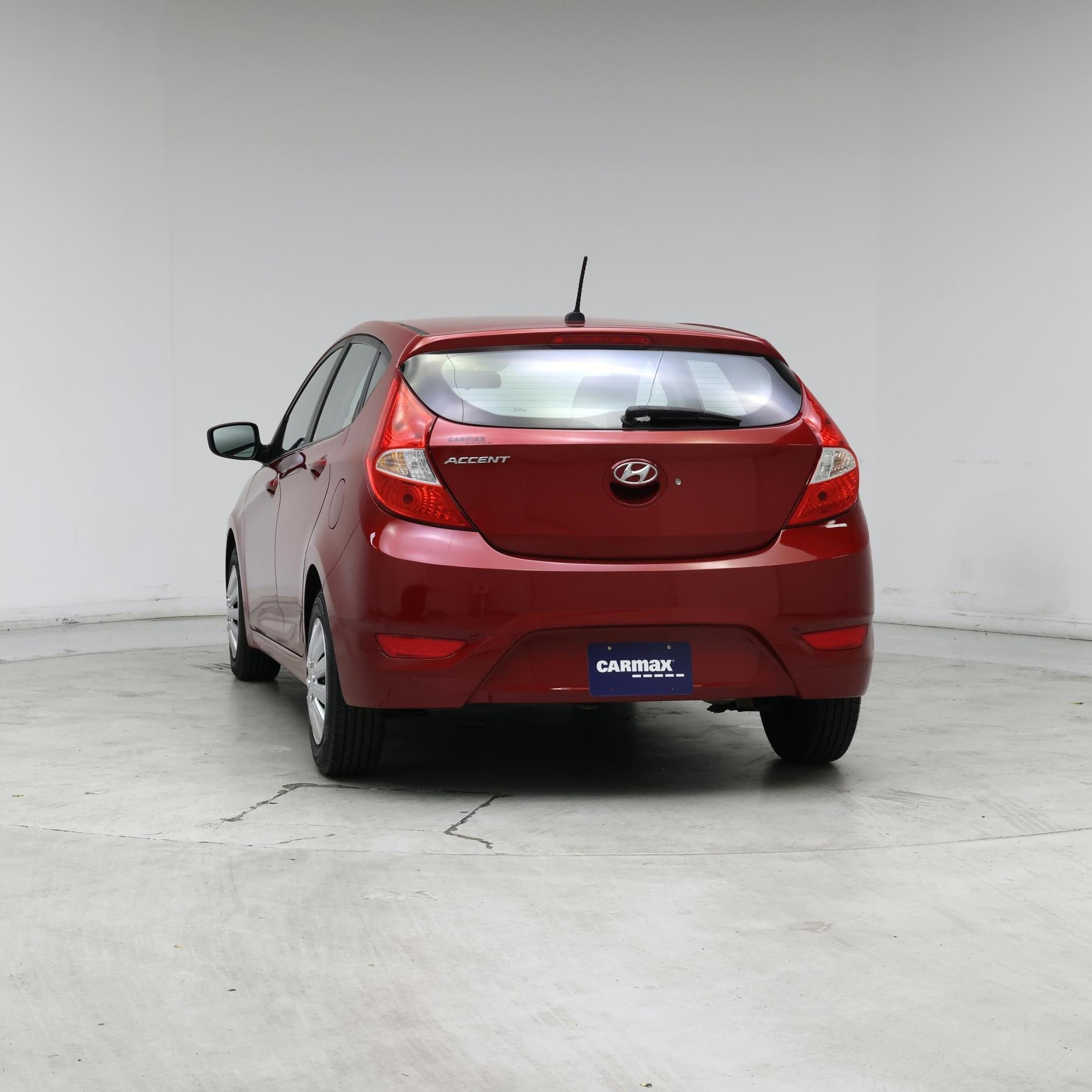 Thumbnail: 2017 Hyundai Accent - 6