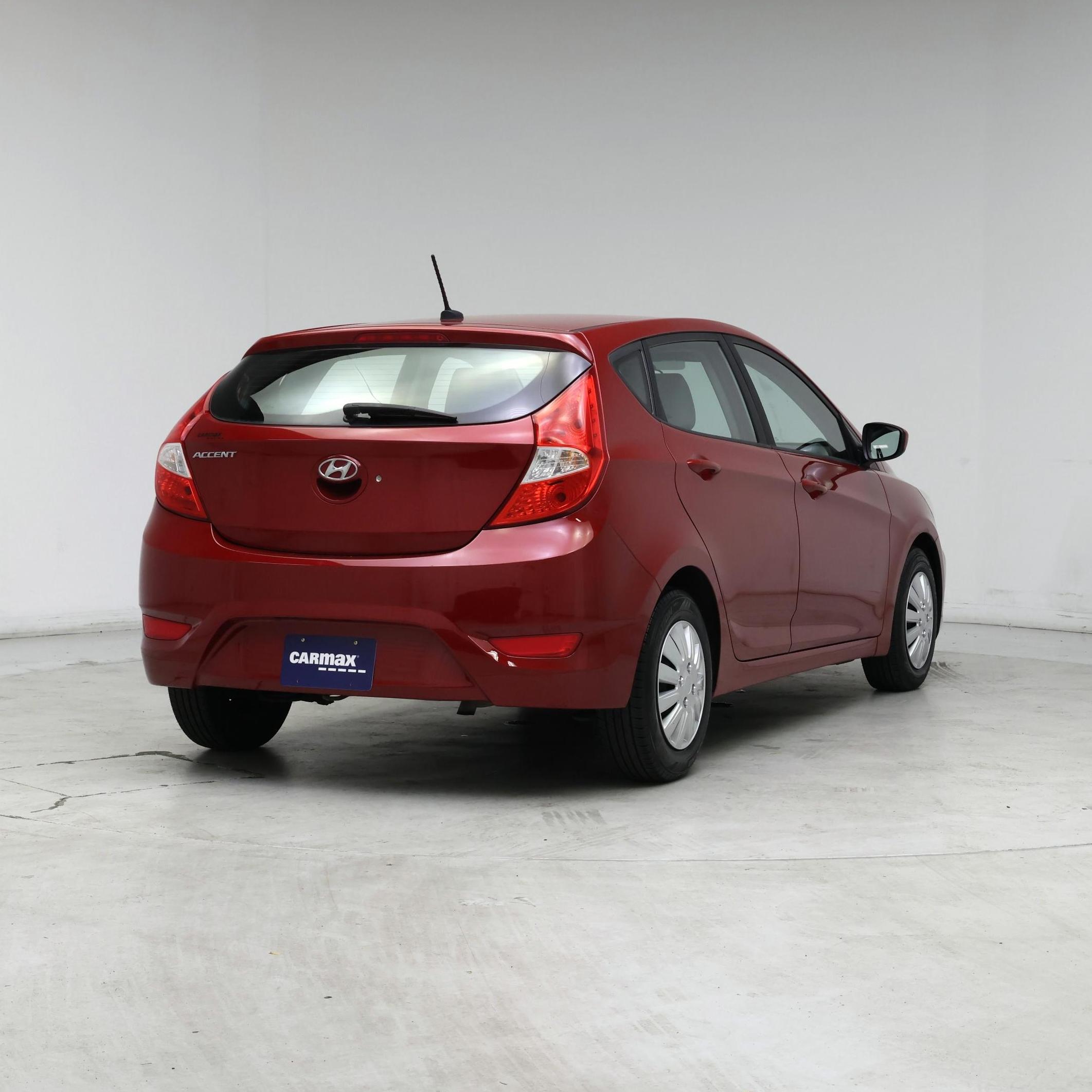 Thumbnail: 2017 Hyundai Accent - 8
