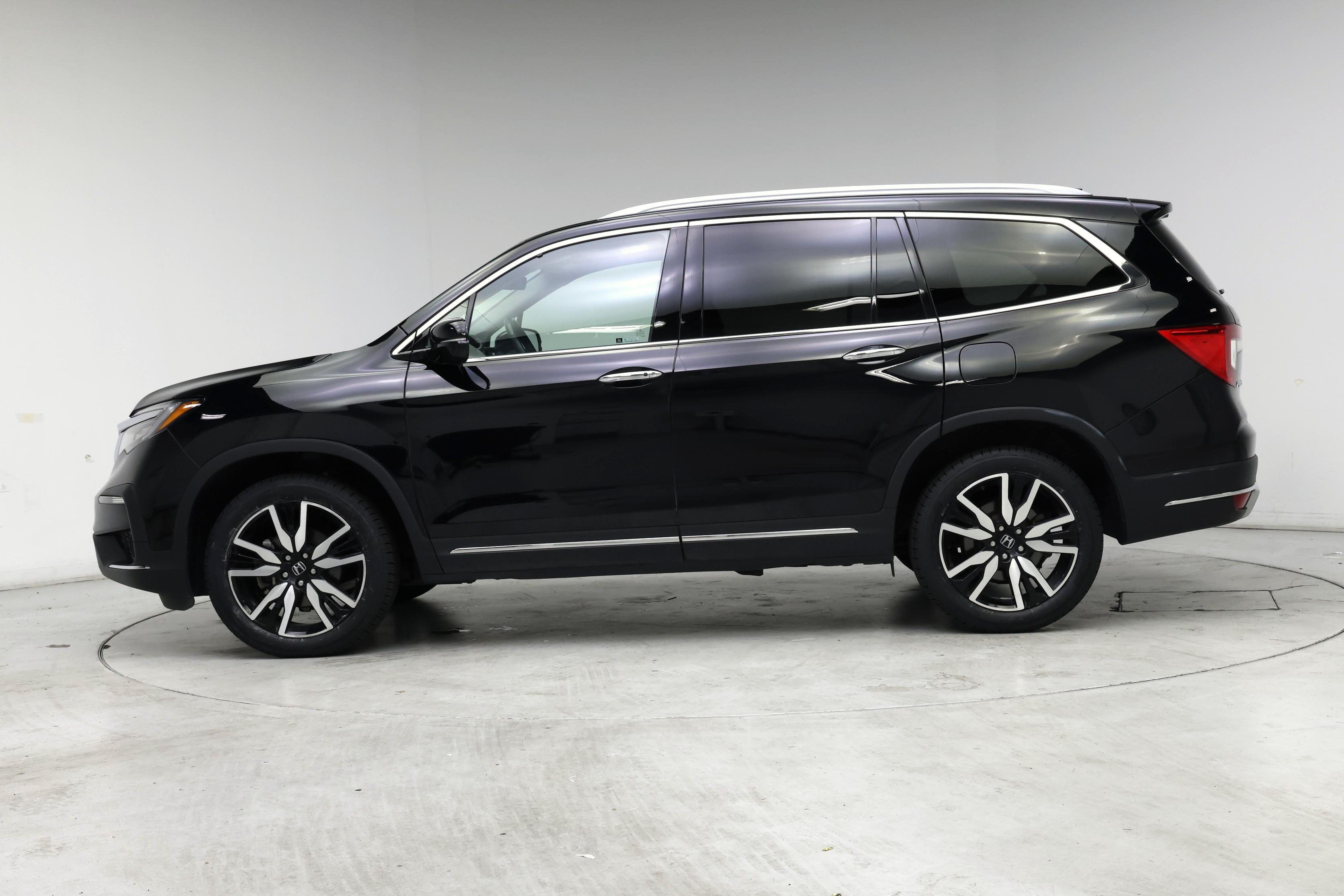 Thumbnail: 2020 Honda Pilot - 3