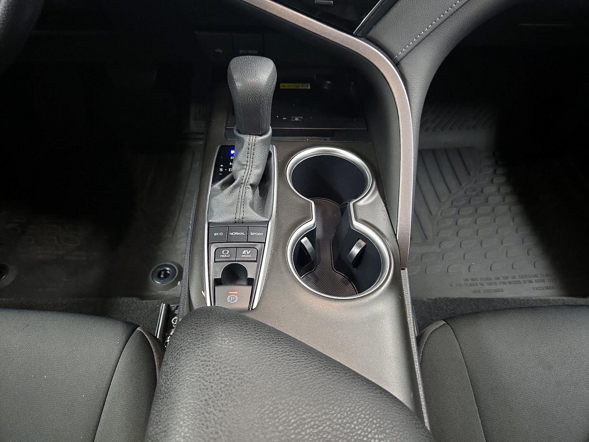 Thumbnail: 2024 Toyota Camry - 17