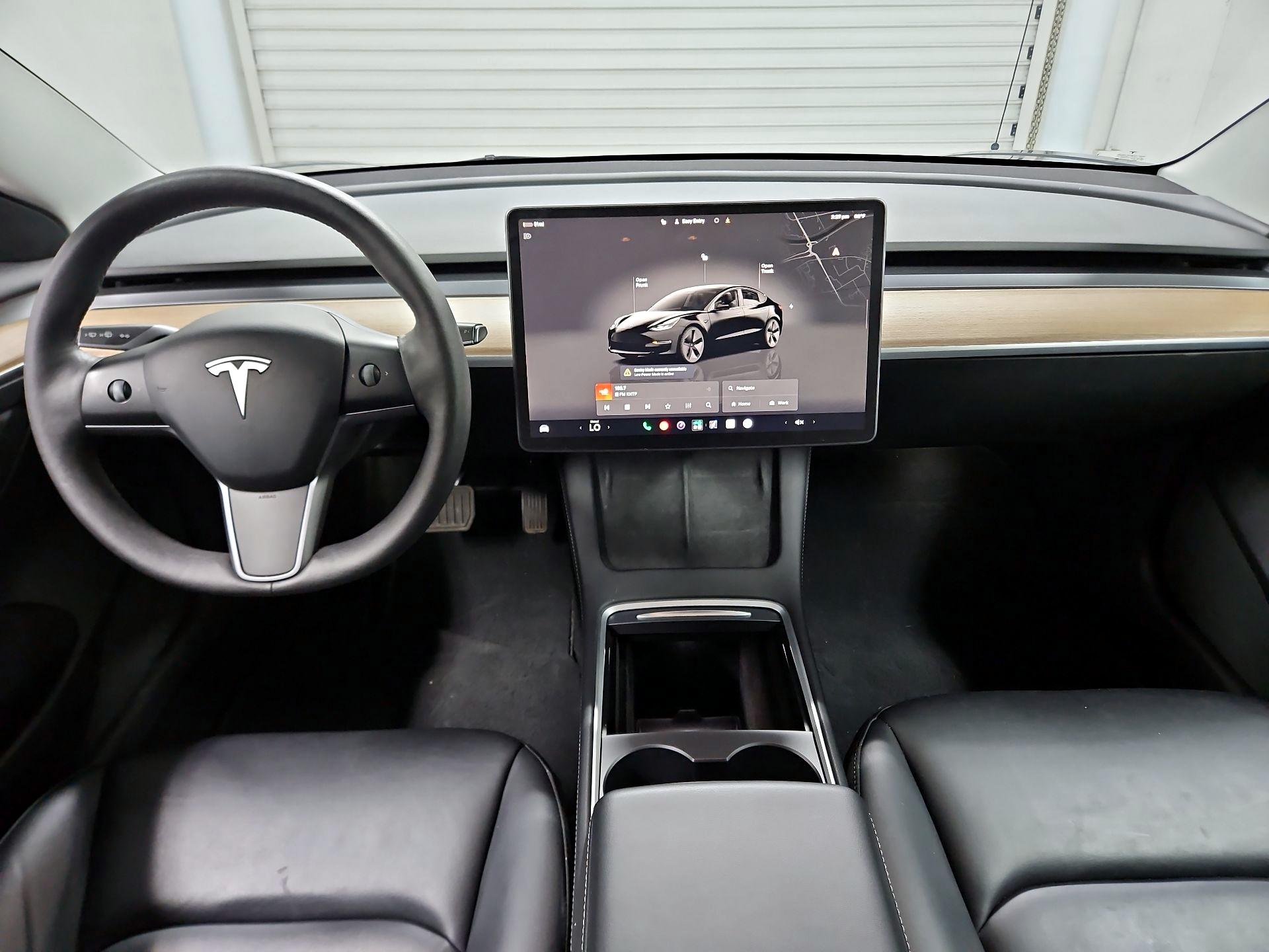 Thumbnail: 2022 Tesla Model 3 - 9