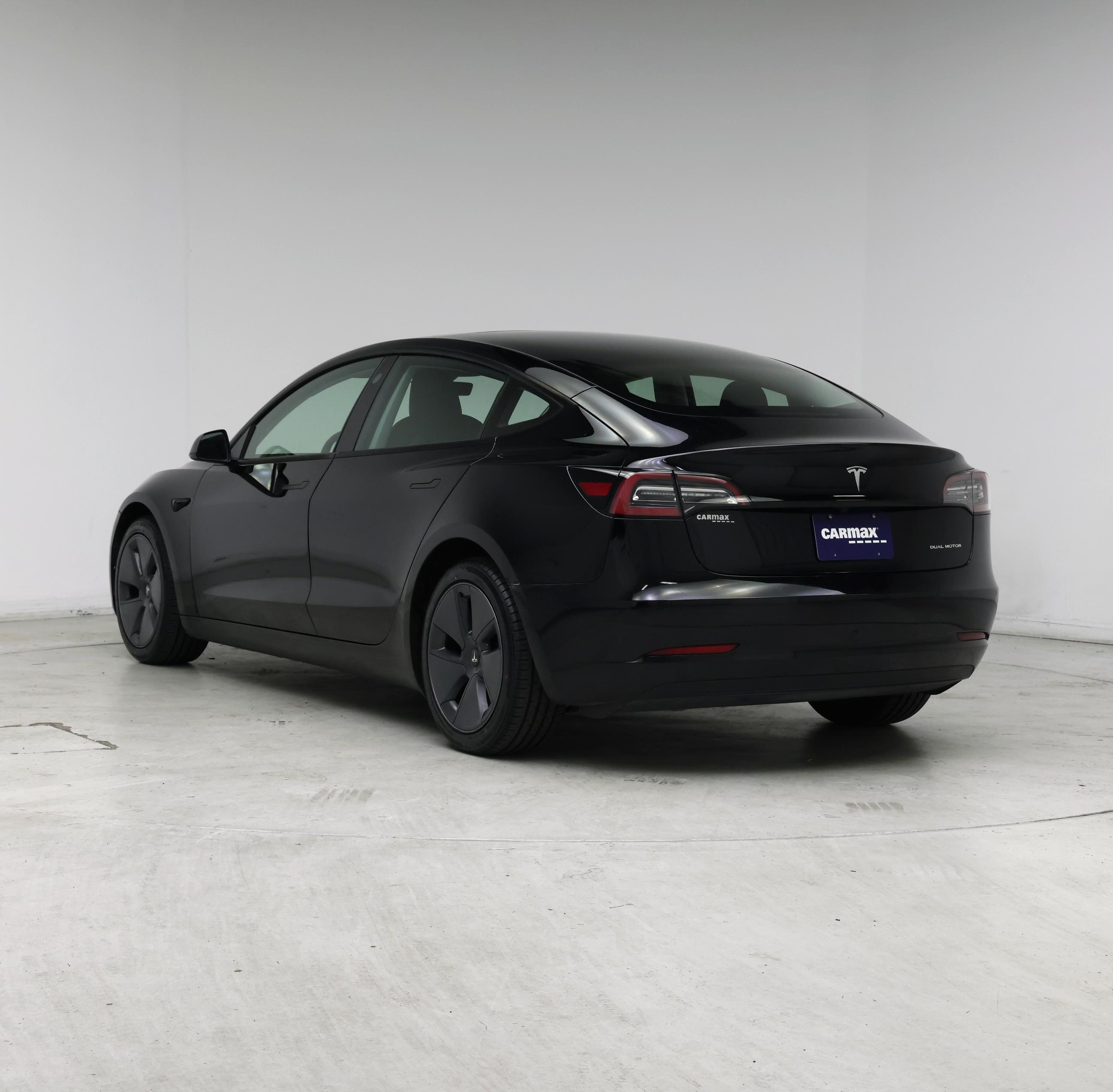 Thumbnail: 2022 Tesla Model 3 - 2