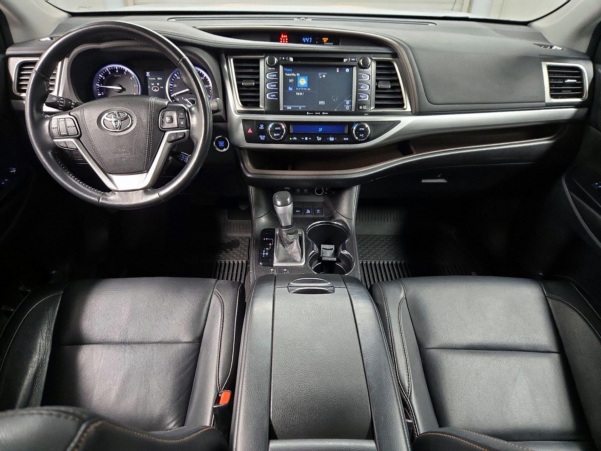 Thumbnail: 2018 Toyota Highlander - 9