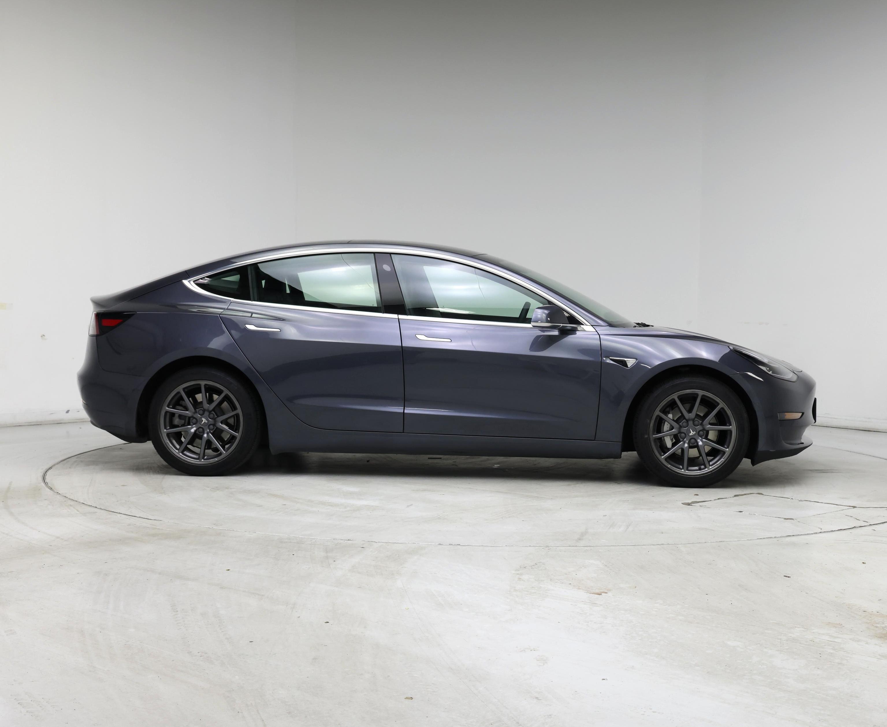 Thumbnail: 2020 Tesla Model 3 - 7