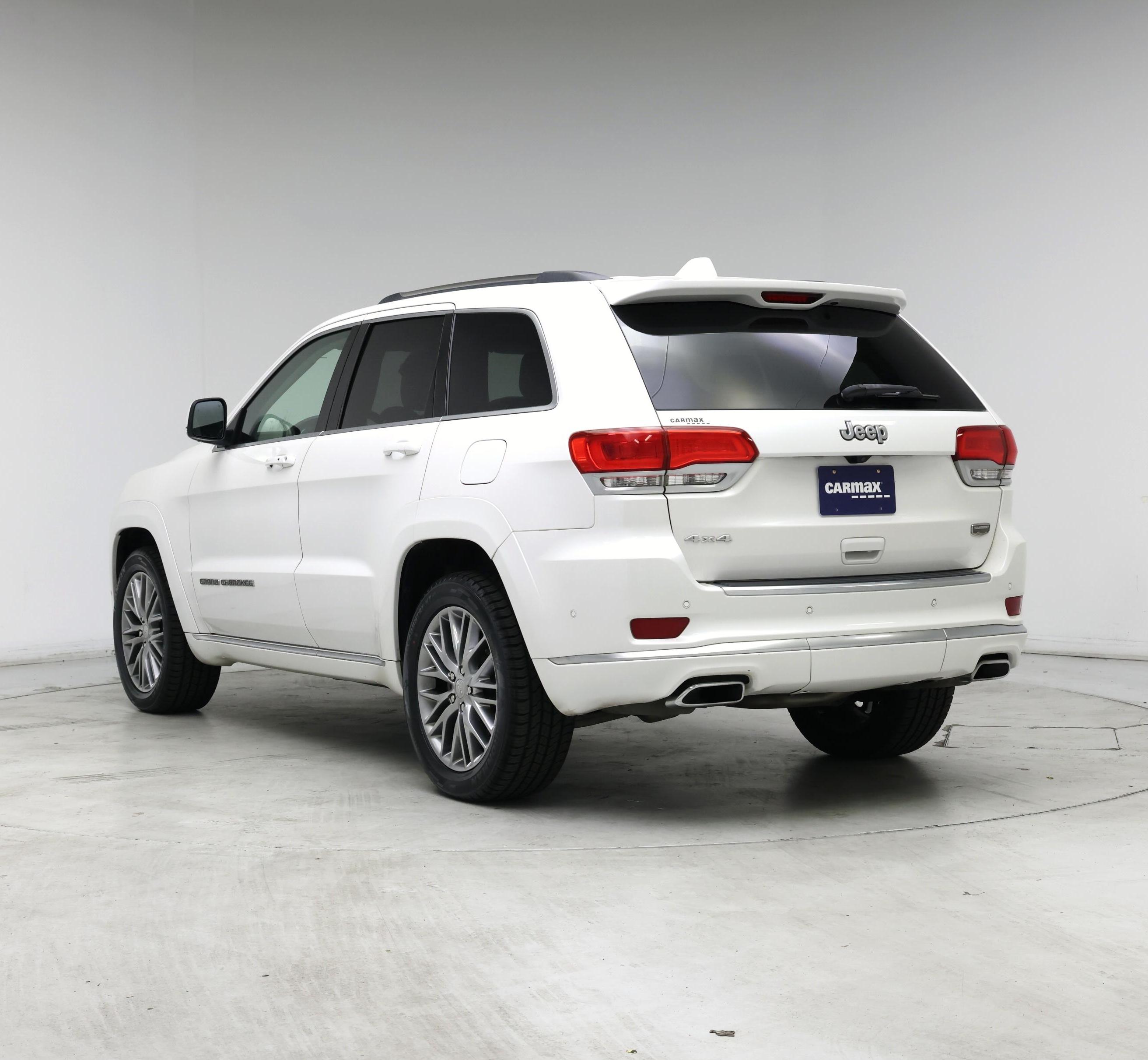 Thumbnail: 2017 Jeep Grand Cherokee - 2