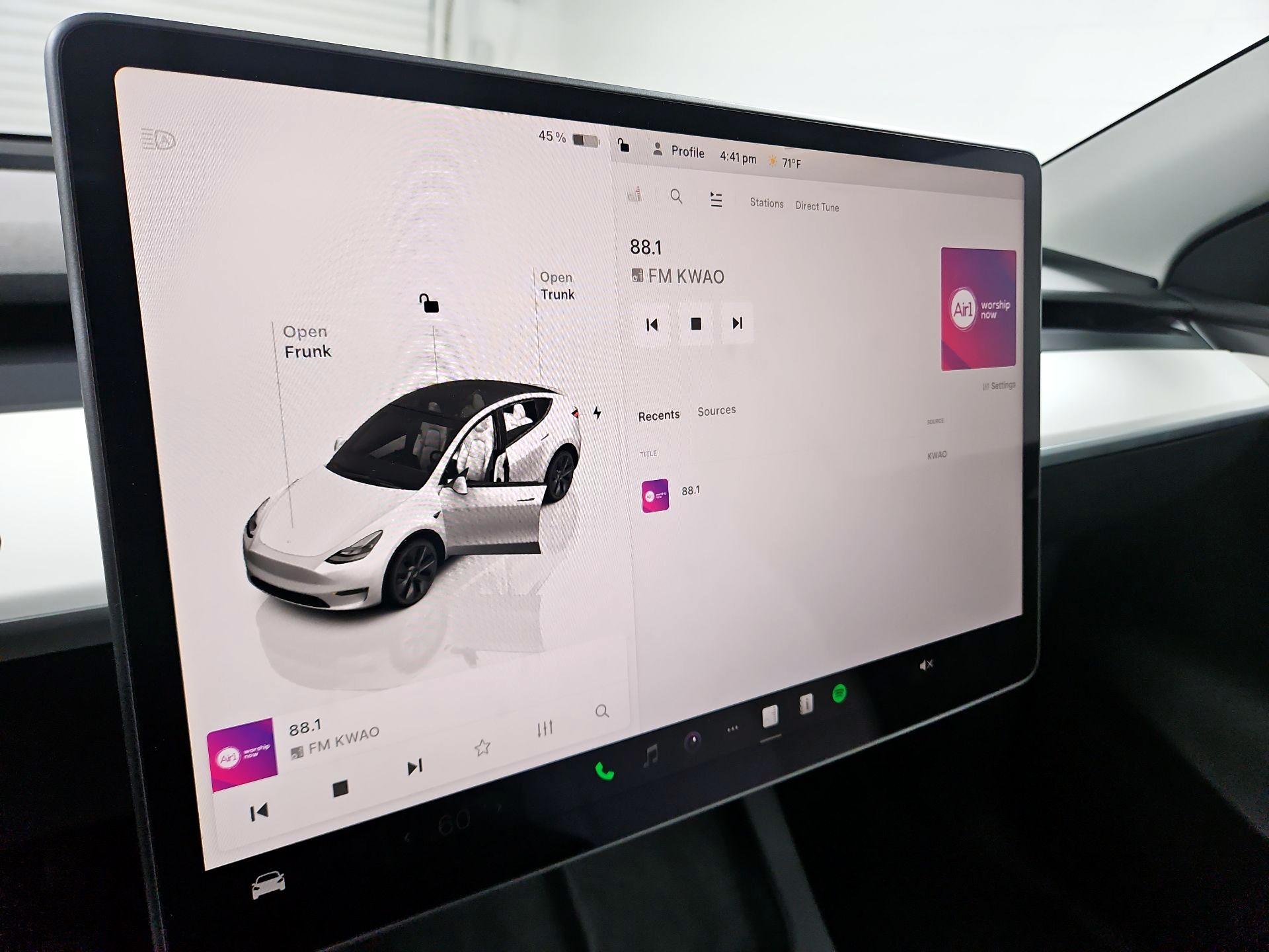 Thumbnail: 2024 Tesla Model Y - 15