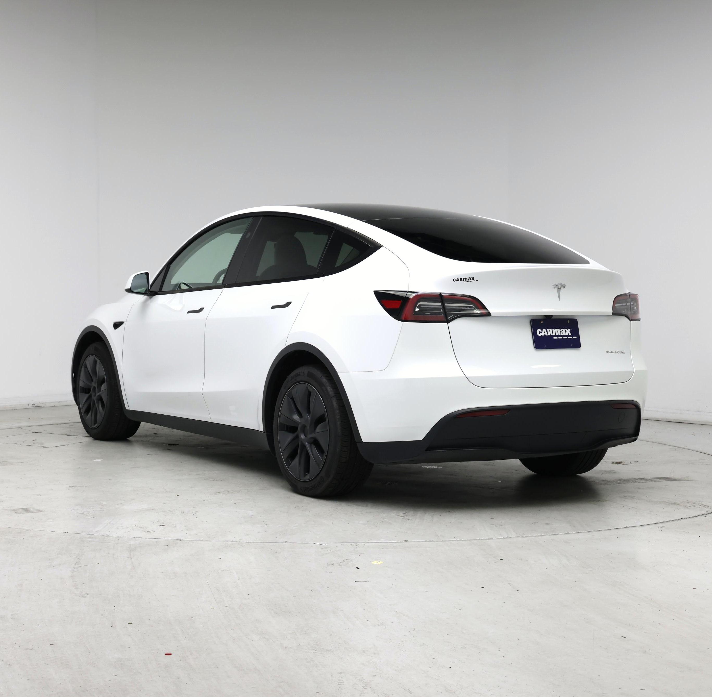 Thumbnail: 2024 Tesla Model Y - 2