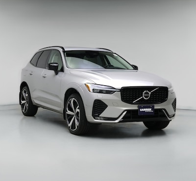 2024 Volvo XC60 B5 Ultimate Dark Theme