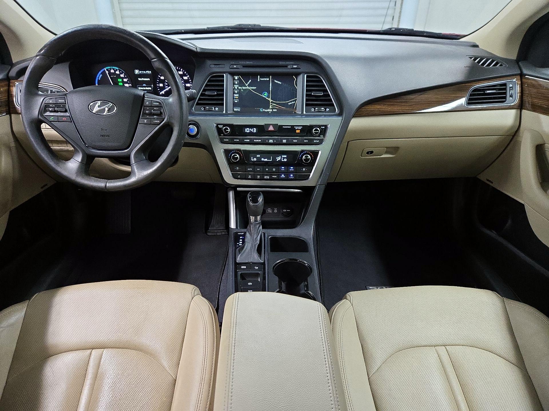 Thumbnail: 2016 Hyundai Sonata - 9