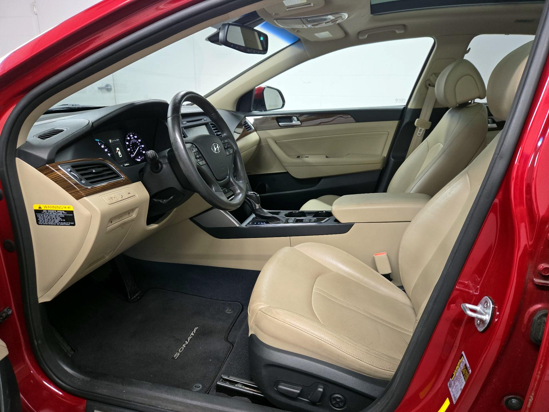 Thumbnail: 2016 Hyundai Sonata - 11