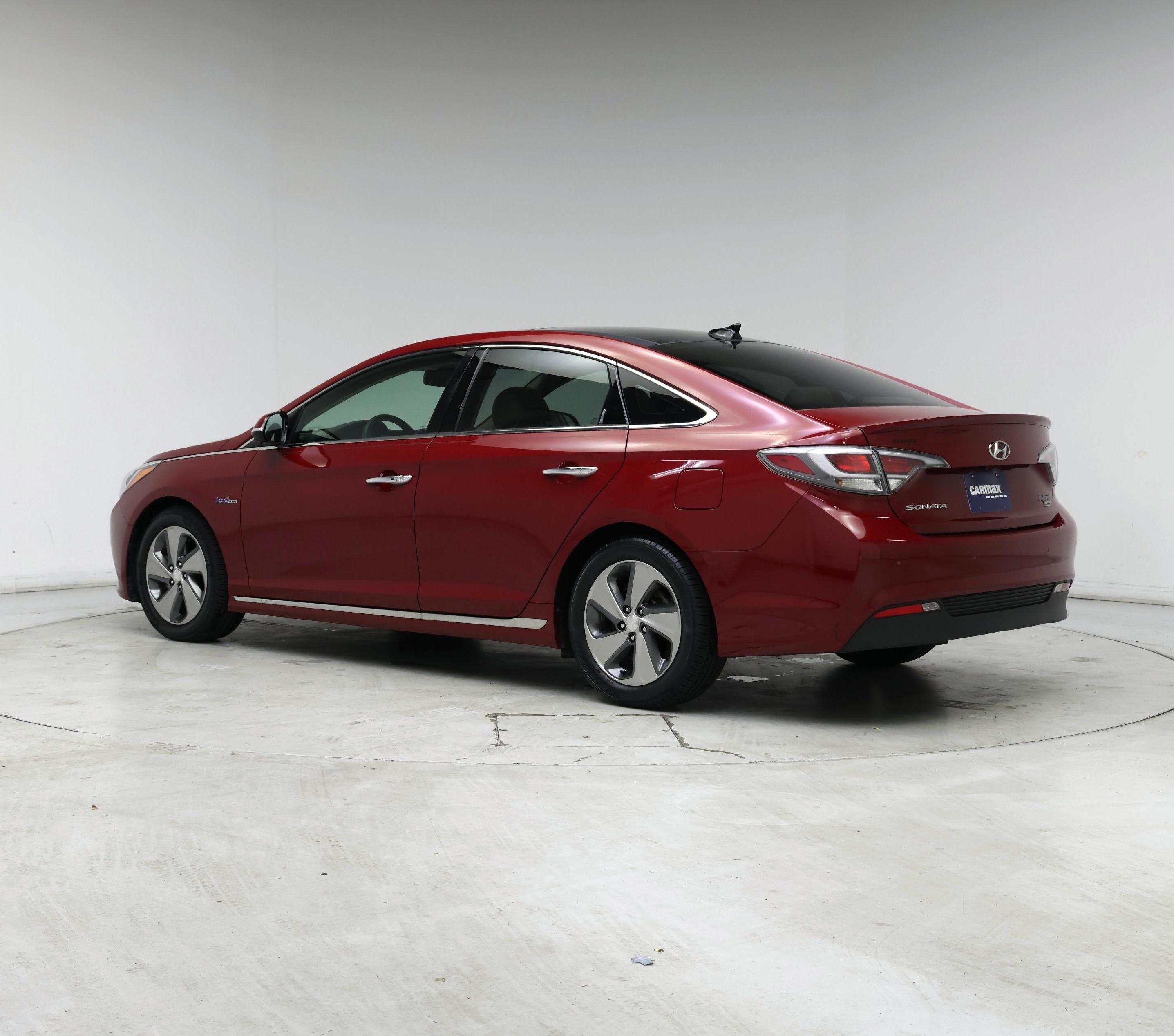 Thumbnail: 2016 Hyundai Sonata - 2
