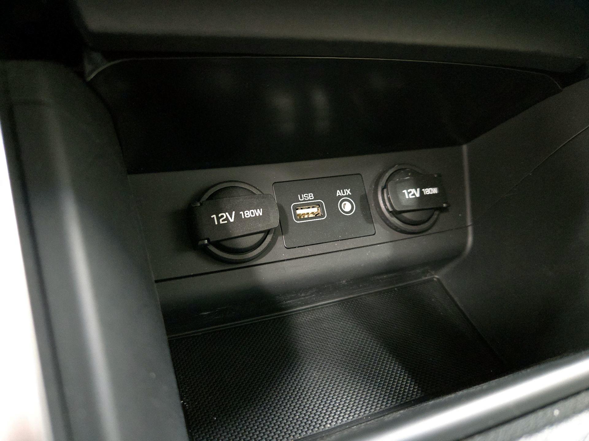 Thumbnail: 2016 Hyundai Sonata - 19