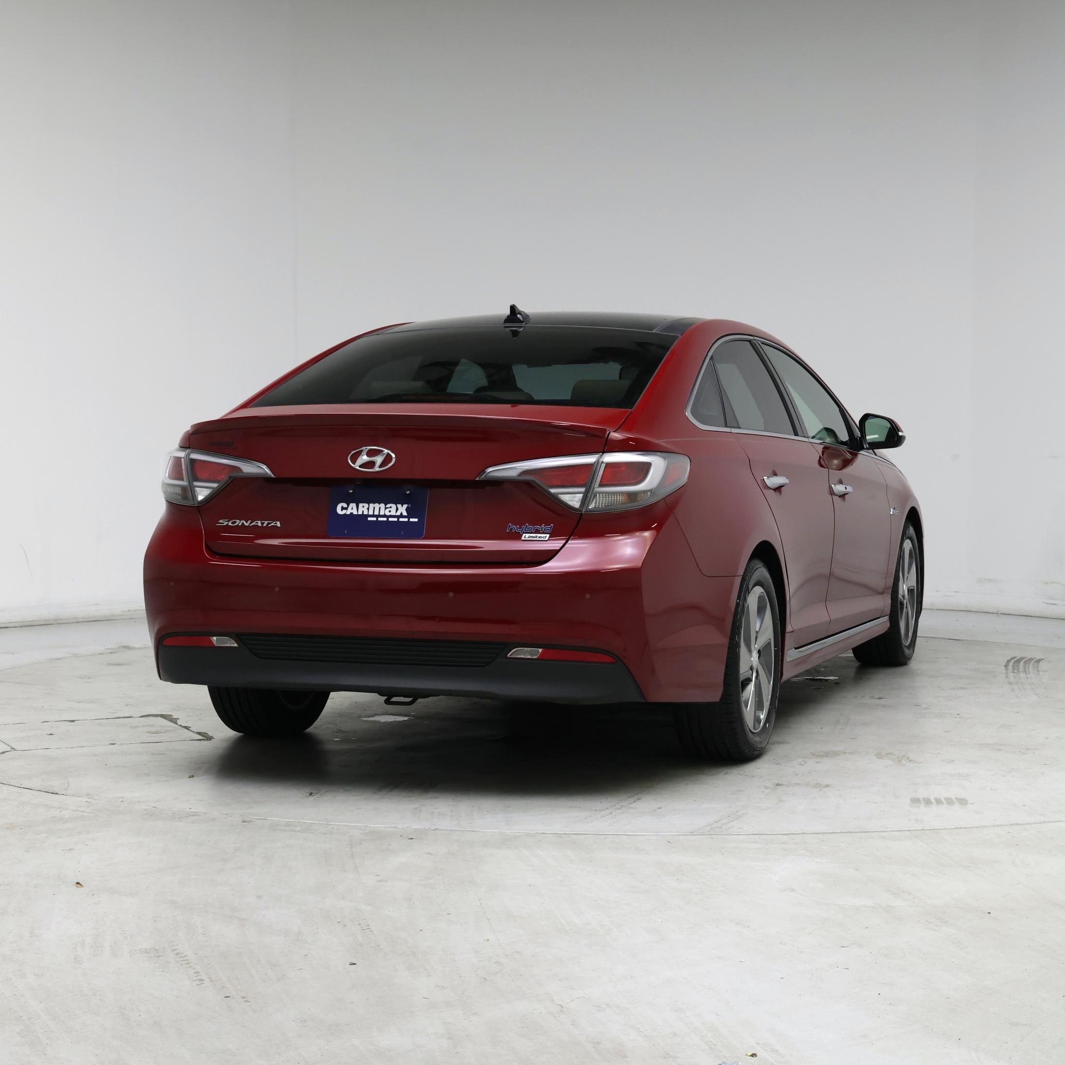 Thumbnail: 2016 Hyundai Sonata - 8