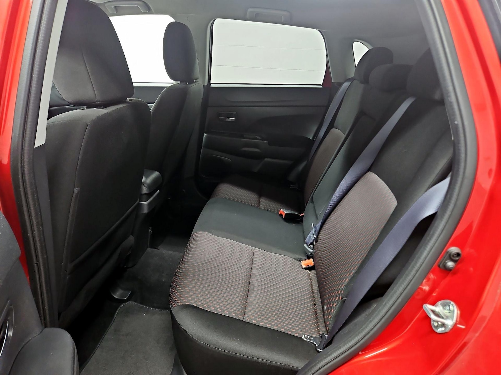 2019 Mitsubishi Outlander Sport LE - Photo 20