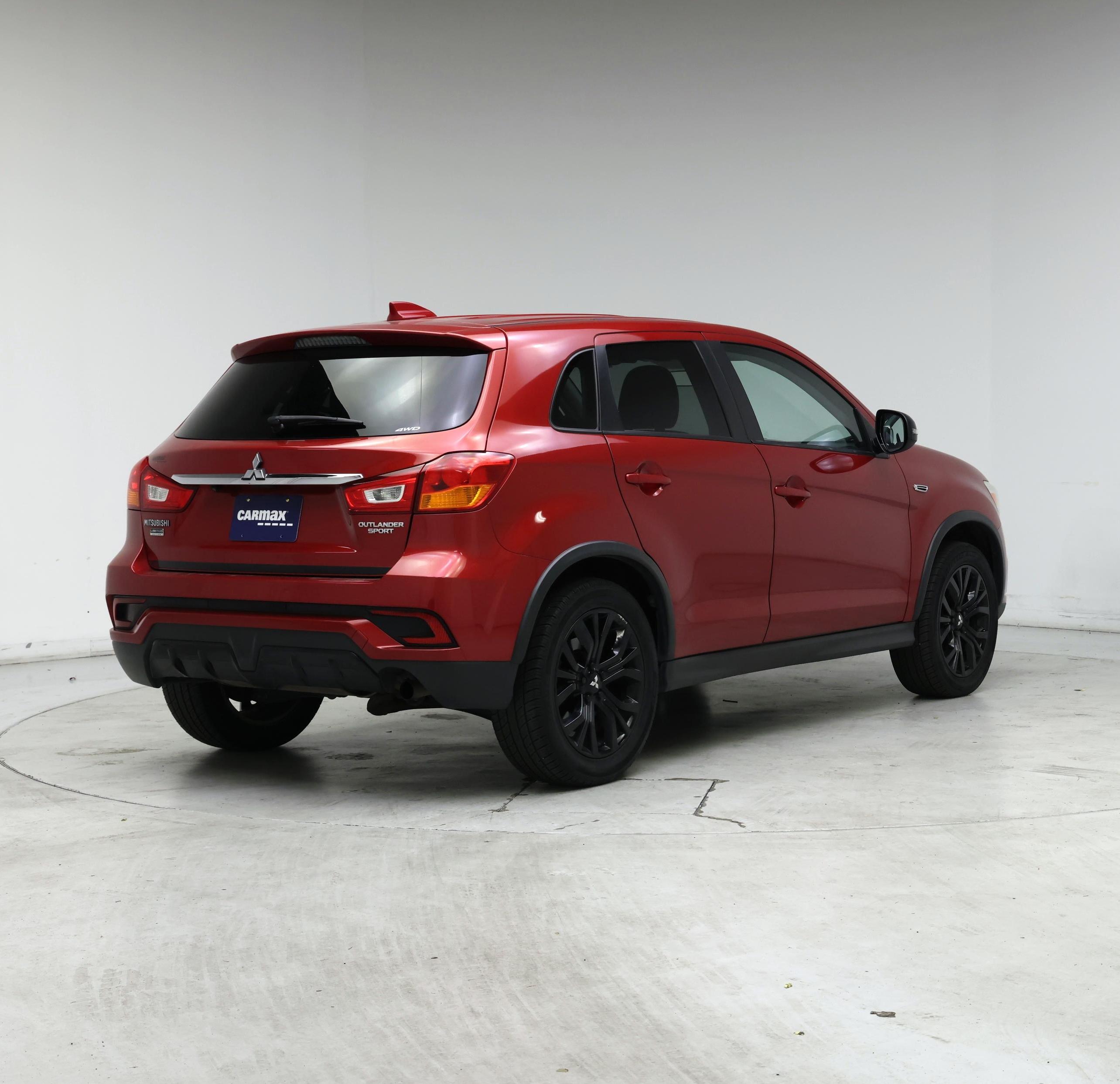 Thumbnail: 2019 Mitsubishi Outlander Sport - 8