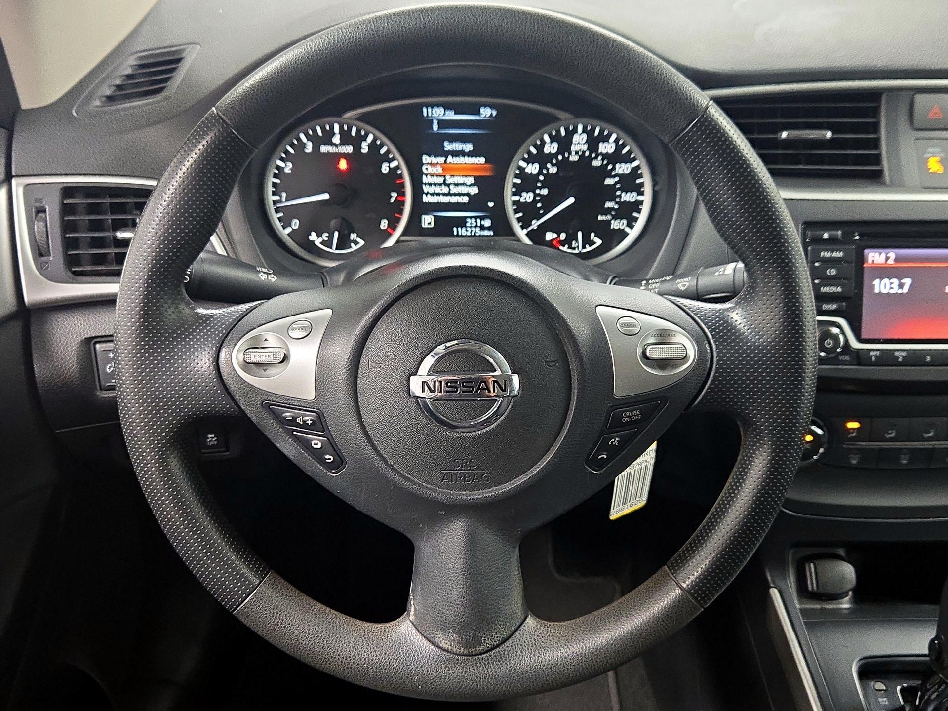 Thumbnail: 2018 Nissan Sentra - 10