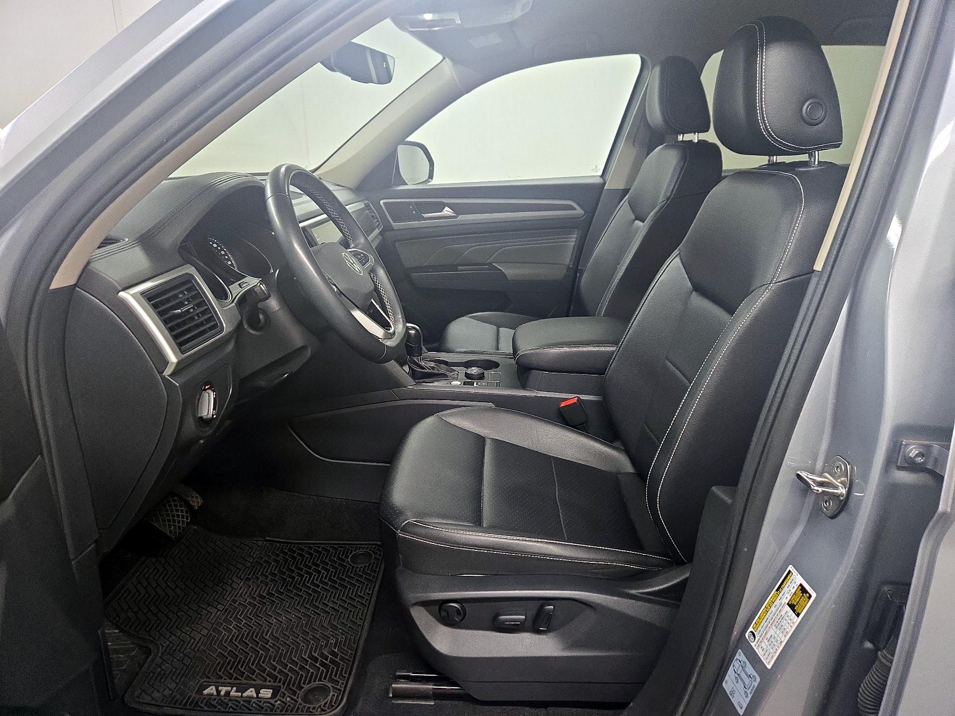 Thumbnail: 2021 Volkswagen Atlas - 11