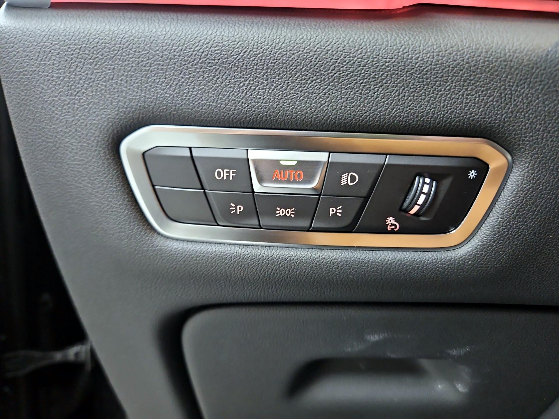 Thumbnail: 2023 BMW X5 - 13
