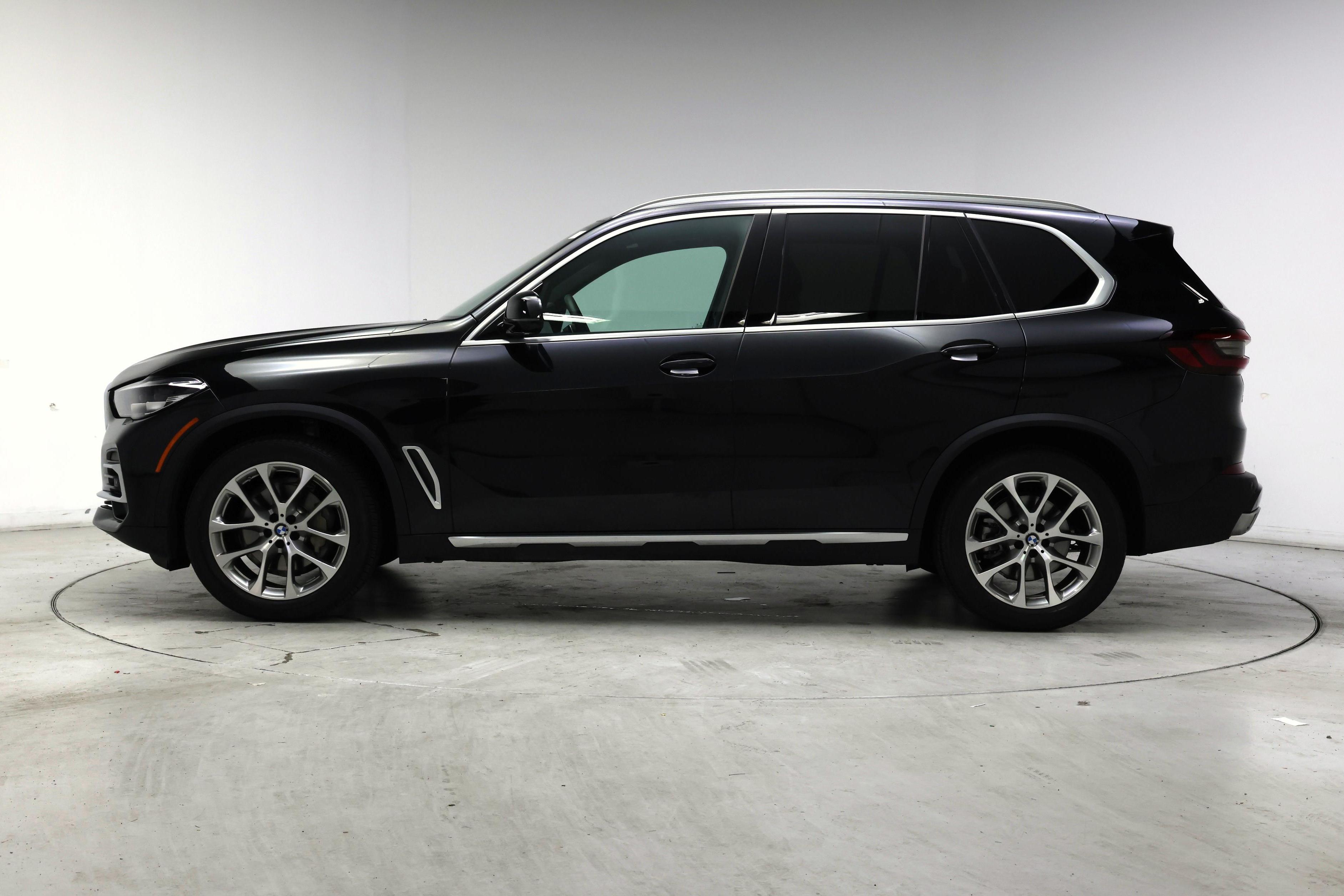 Thumbnail: 2023 BMW X5 - 3