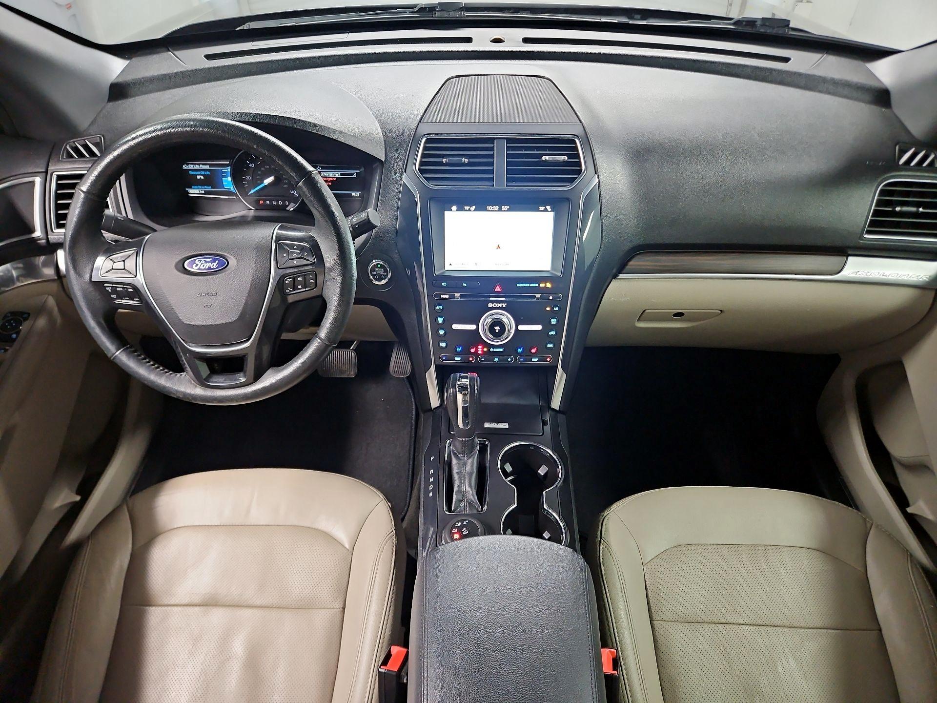 Thumbnail: 2018 Ford Explorer - 9
