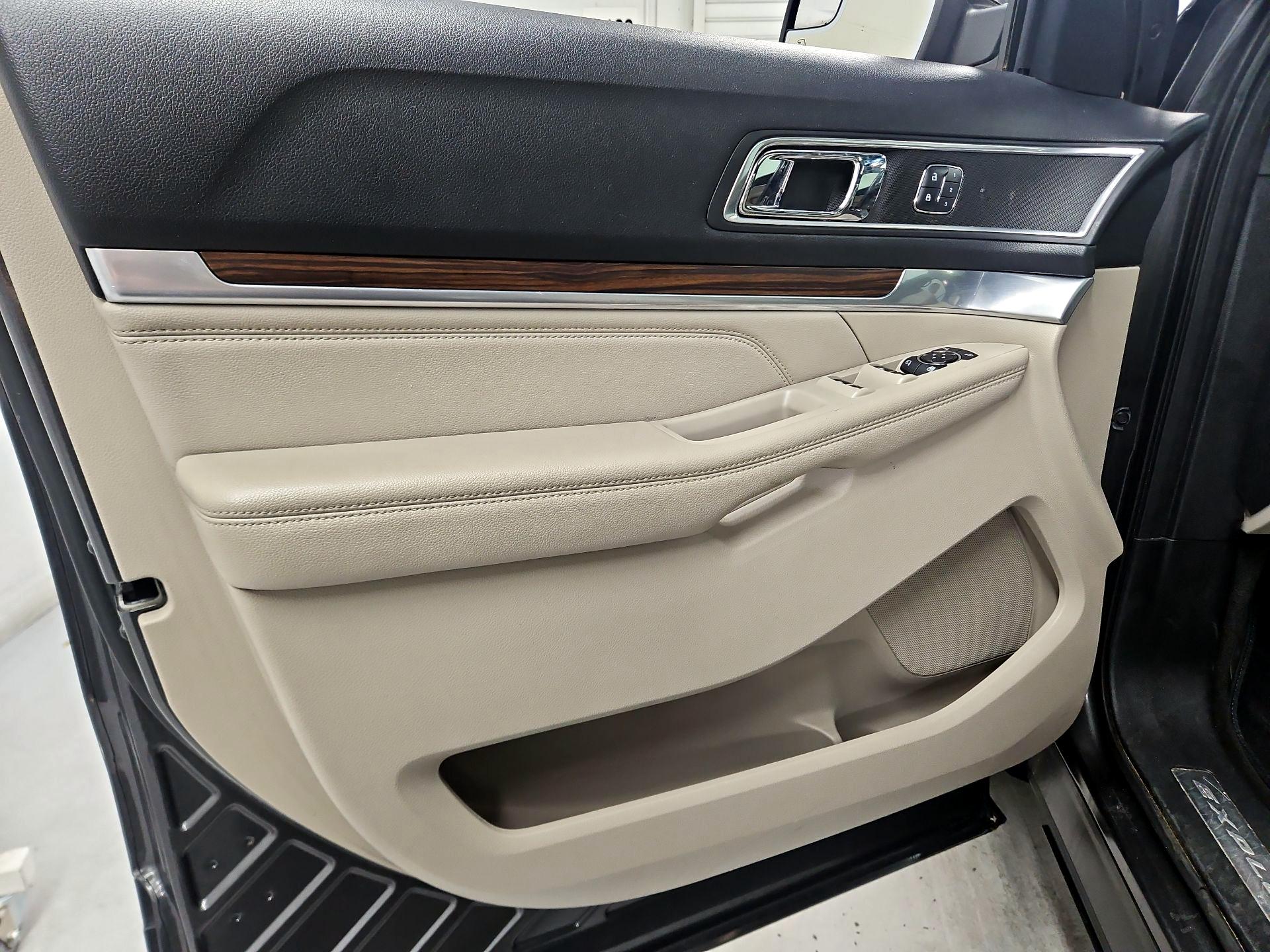 Thumbnail: 2018 Ford Explorer - 12