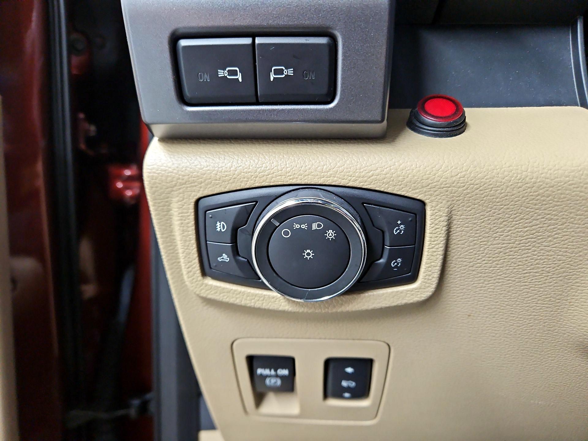 Thumbnail: 2016 Ford F-150 - 13