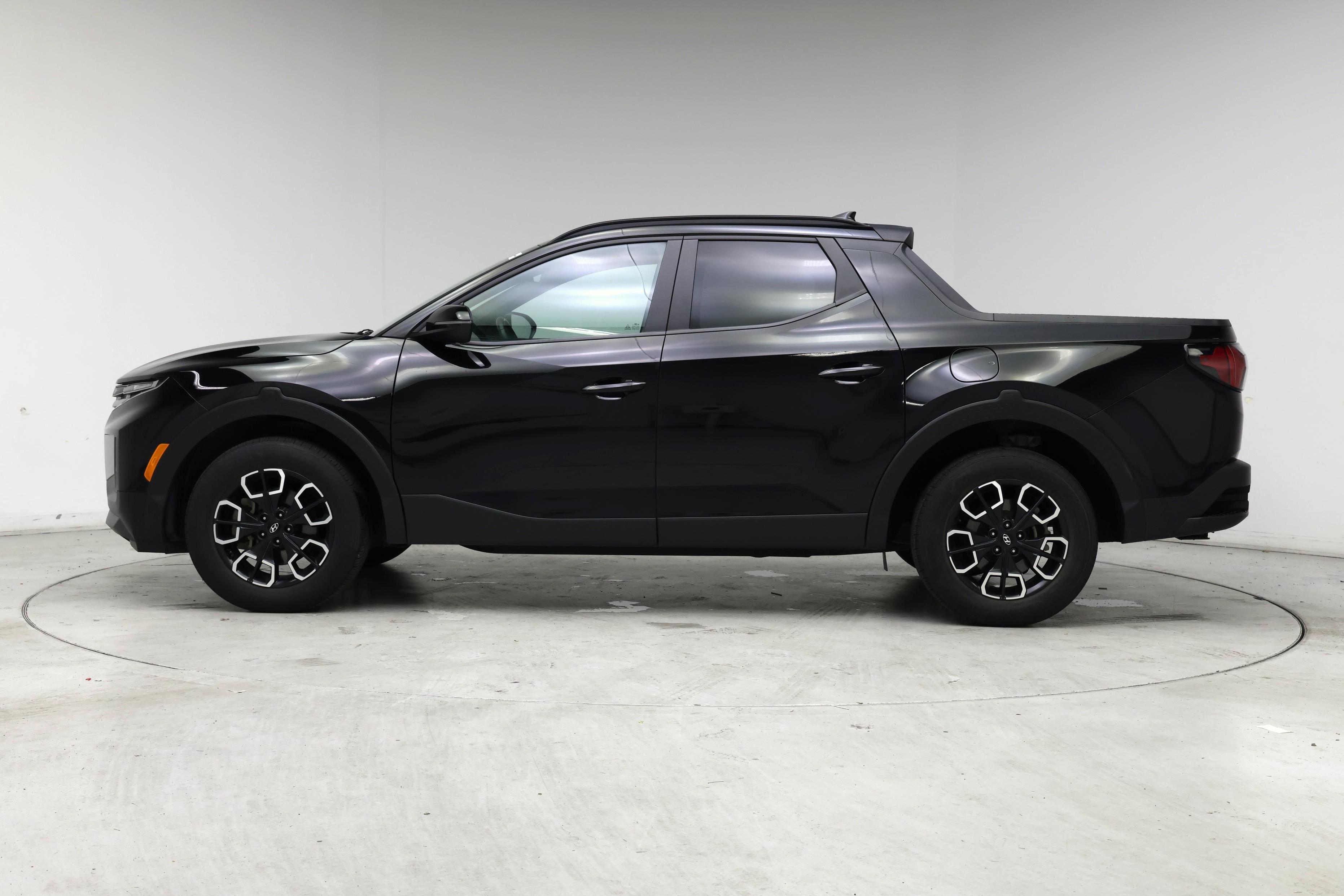 Thumbnail: 2023 Hyundai Santa Cruz - 3