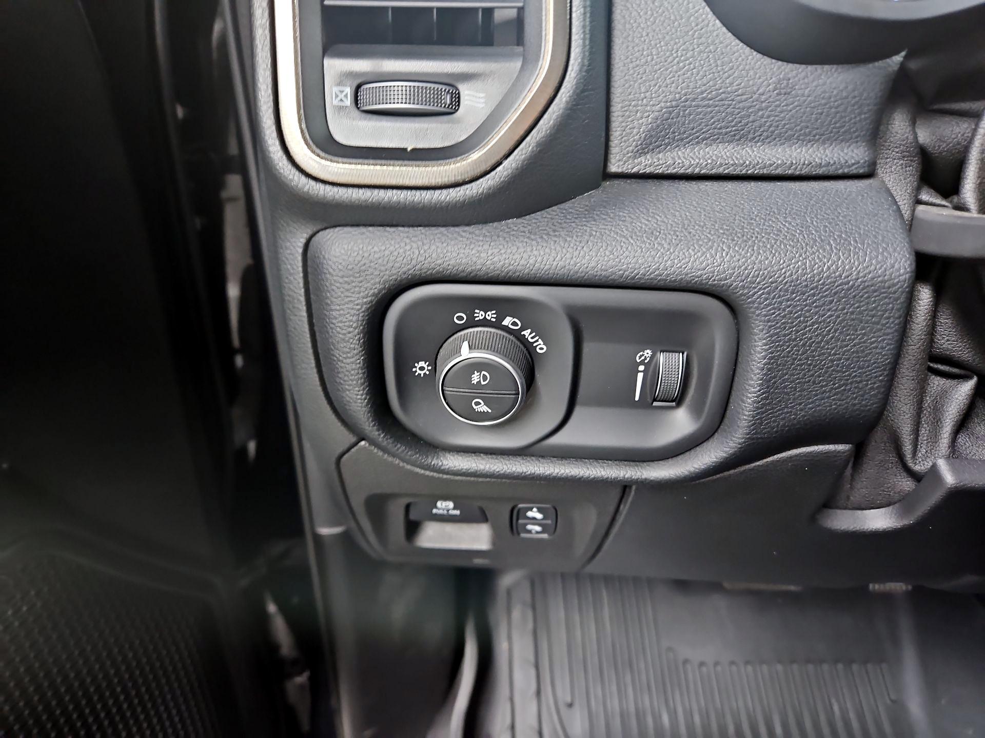 Thumbnail: 2021 RAM 1500 - 13